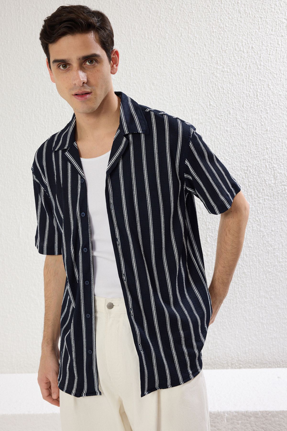 Trendyol Collection-Navy Blue Wrapped Stripe Summer Shirt - Regular Fit, Short Sleeve Tmnss25Go00014 3