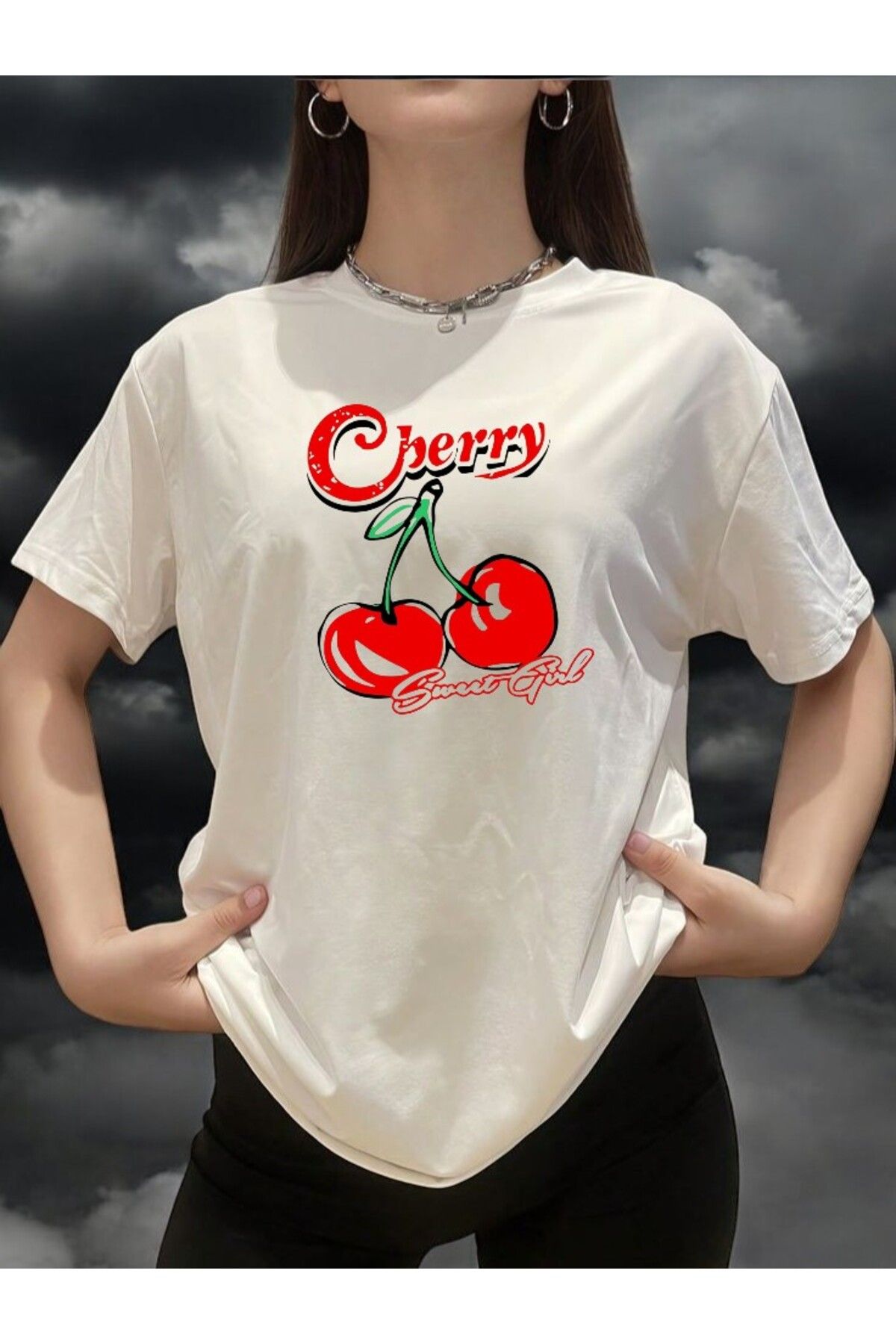 BLACKUMAY Cherry Baskılı Oversize Beyaz T-shirt