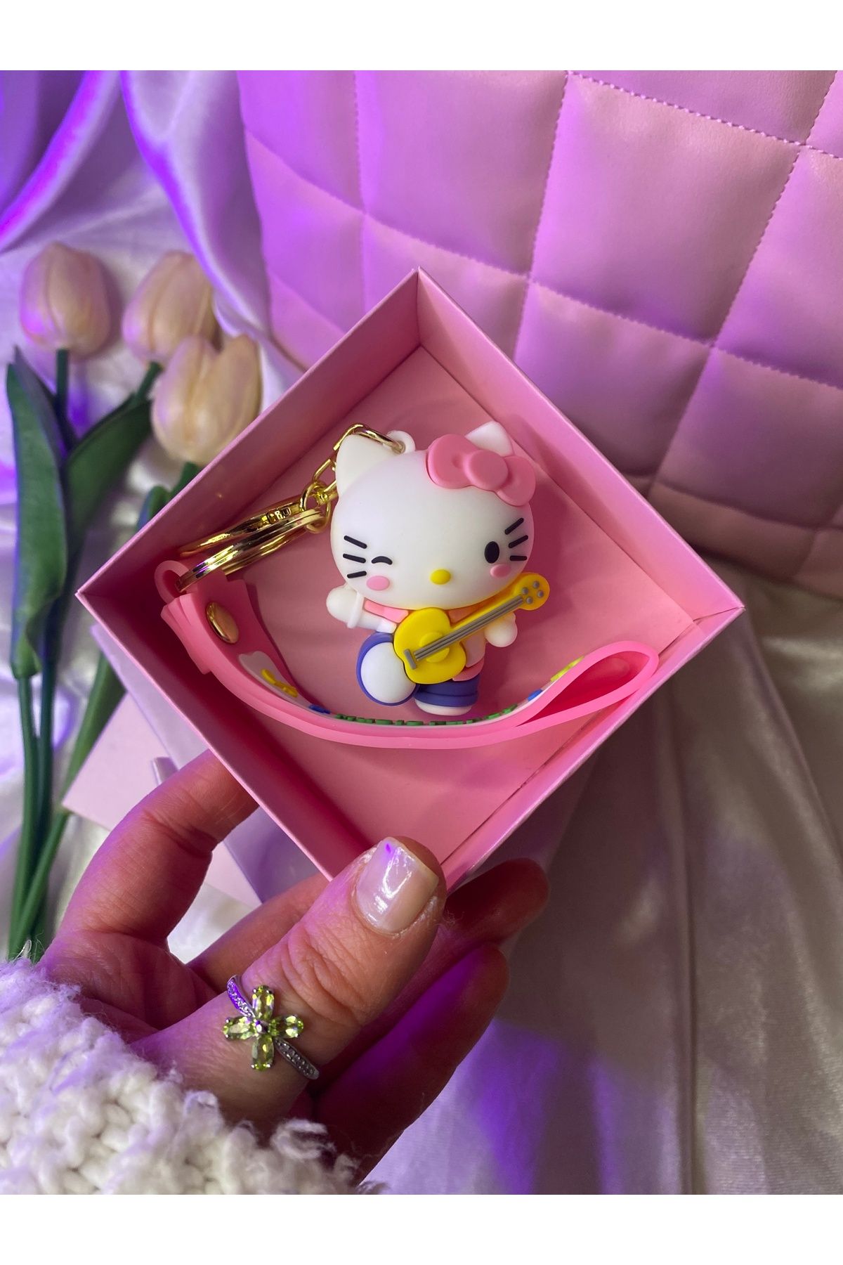 SANRIO Sanrıo karakterli hello kitty müzik konsepti hediyelik kutulu anahtarlık/ çanta süsü