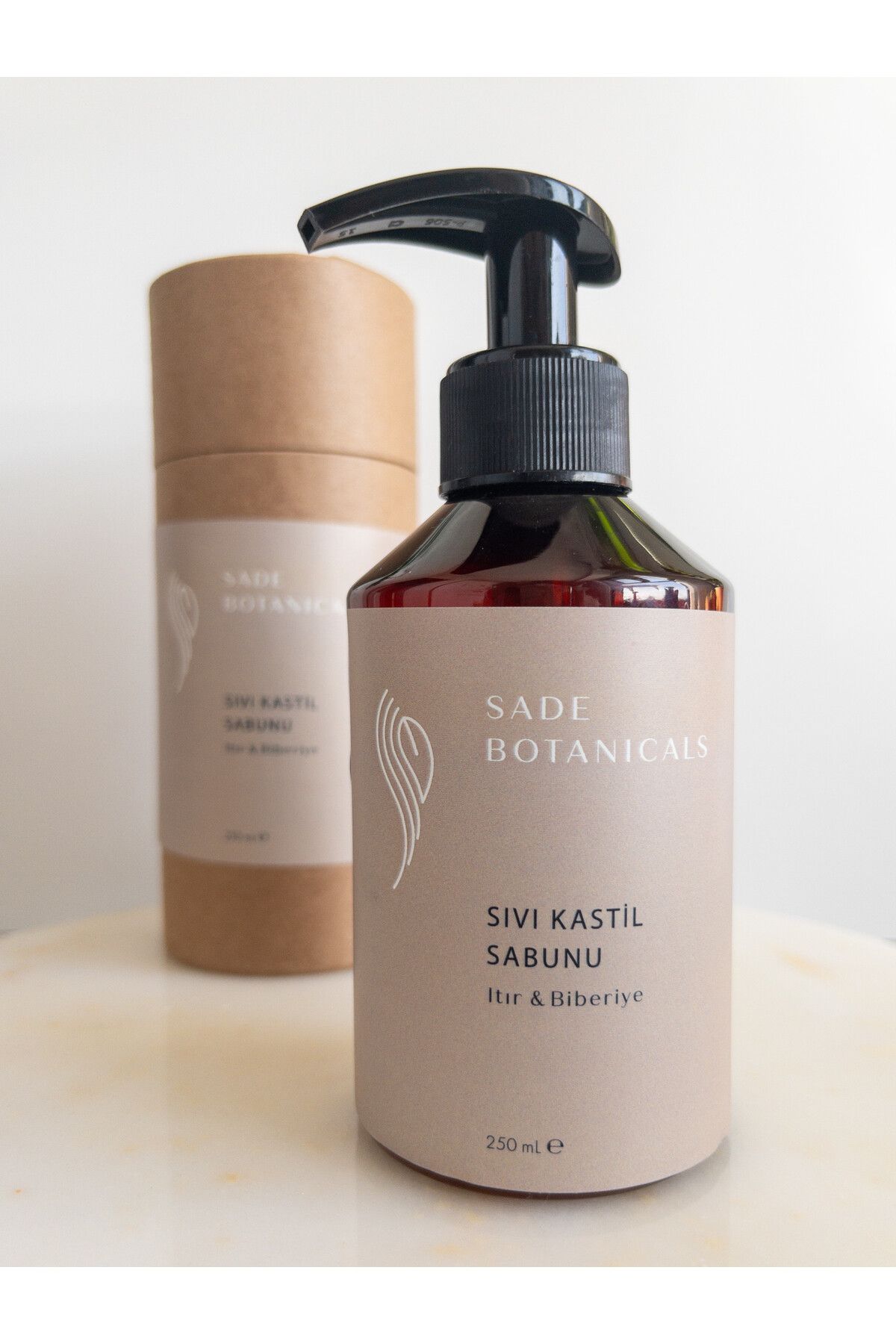 Sade Botanicals Sıvı Kastil Sabunu - Itır & Biberiye 250 mL Vegan Zeytinyağlı El Vücut Duş Sabunu