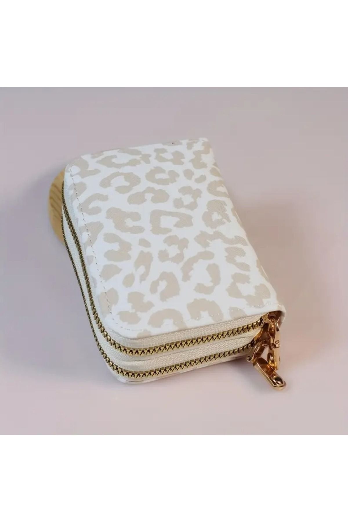 GlassySKY-Stylish Leopard Pattern Double-Layer Card Slot, Thin, Lightweight and Simple Style, Zipper Closure Wallet 5