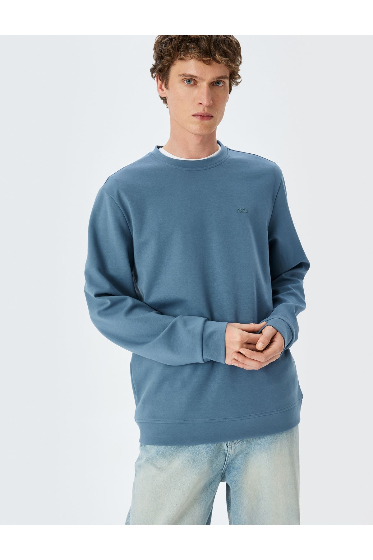 Koton KT - Bisiklet Yaka Basic Pamuk Karışımlı Minimal Baskılı Sweatshirt