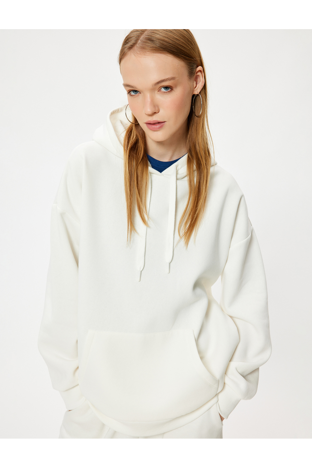 Koton KT - Oversize Kapüşonlu Sweatshirt Basic Kanguru Cepli Şardonlu