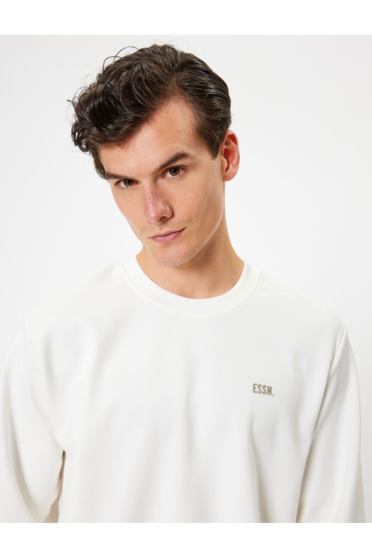 Koton KT - Bisiklet Yaka Sweatshirt Minimal Baskılı Basic İnterlok Kumaş Pamuk Karışımlı