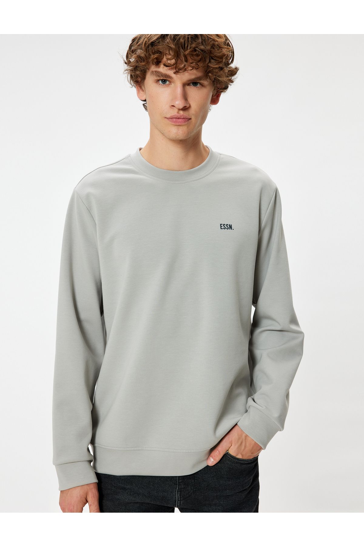 Koton KT - Bisiklet Yaka Sweatshirt Minimal Baskılı Basic İnterlok Kumaş Pamuk Karışımlı