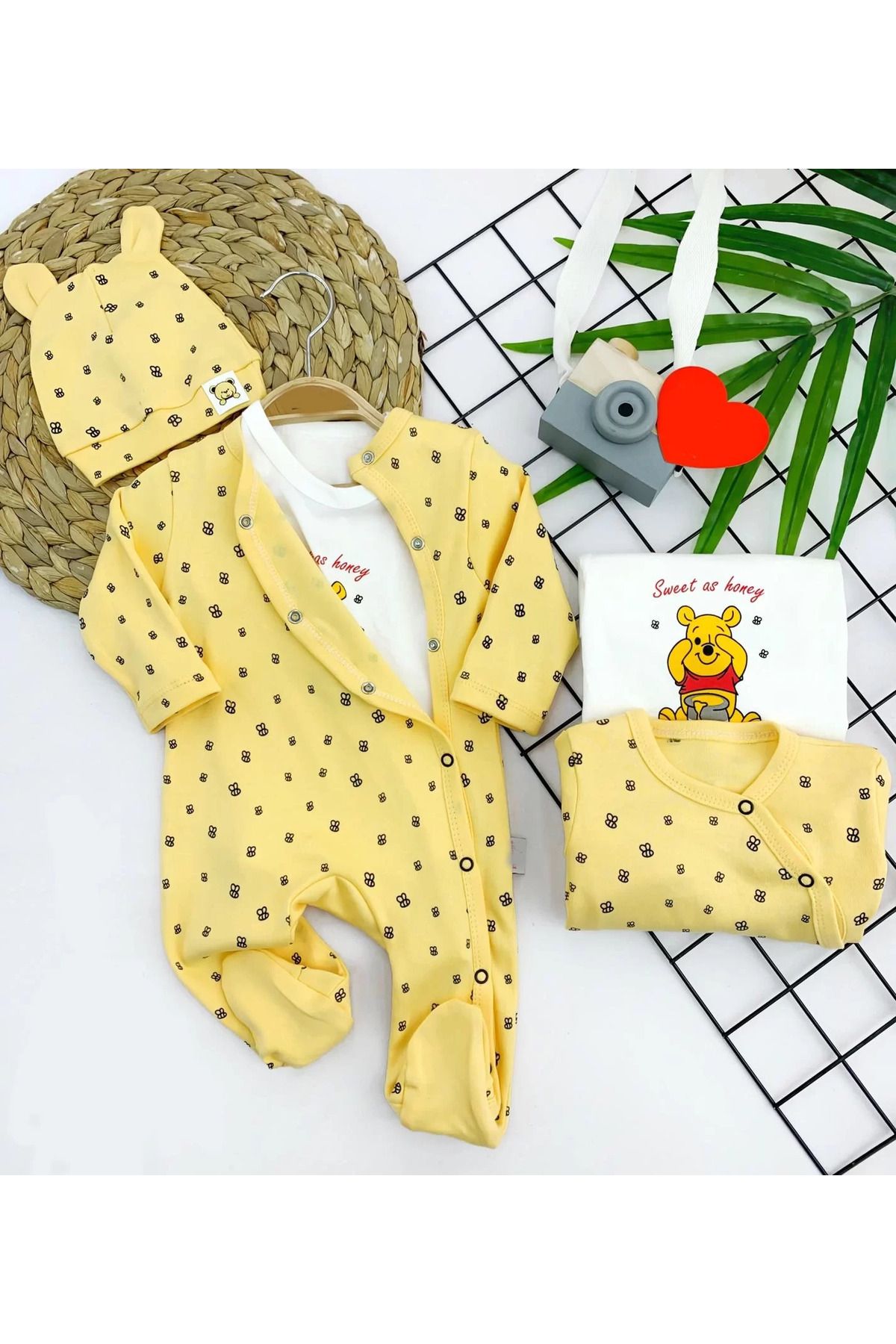 Moon wear Pooh Desenli Şapkalı Sweatli 3lü Kız Erkek Bebek Tulum Sarı