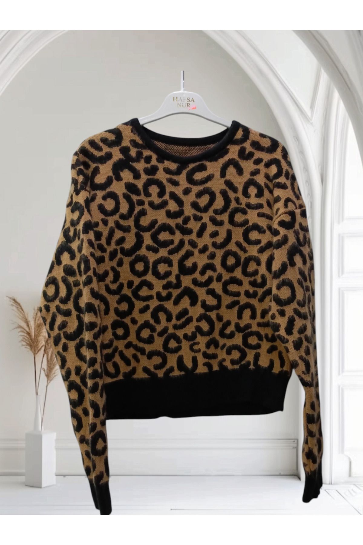 Yağmur Butik Leopar yumoş  kazak