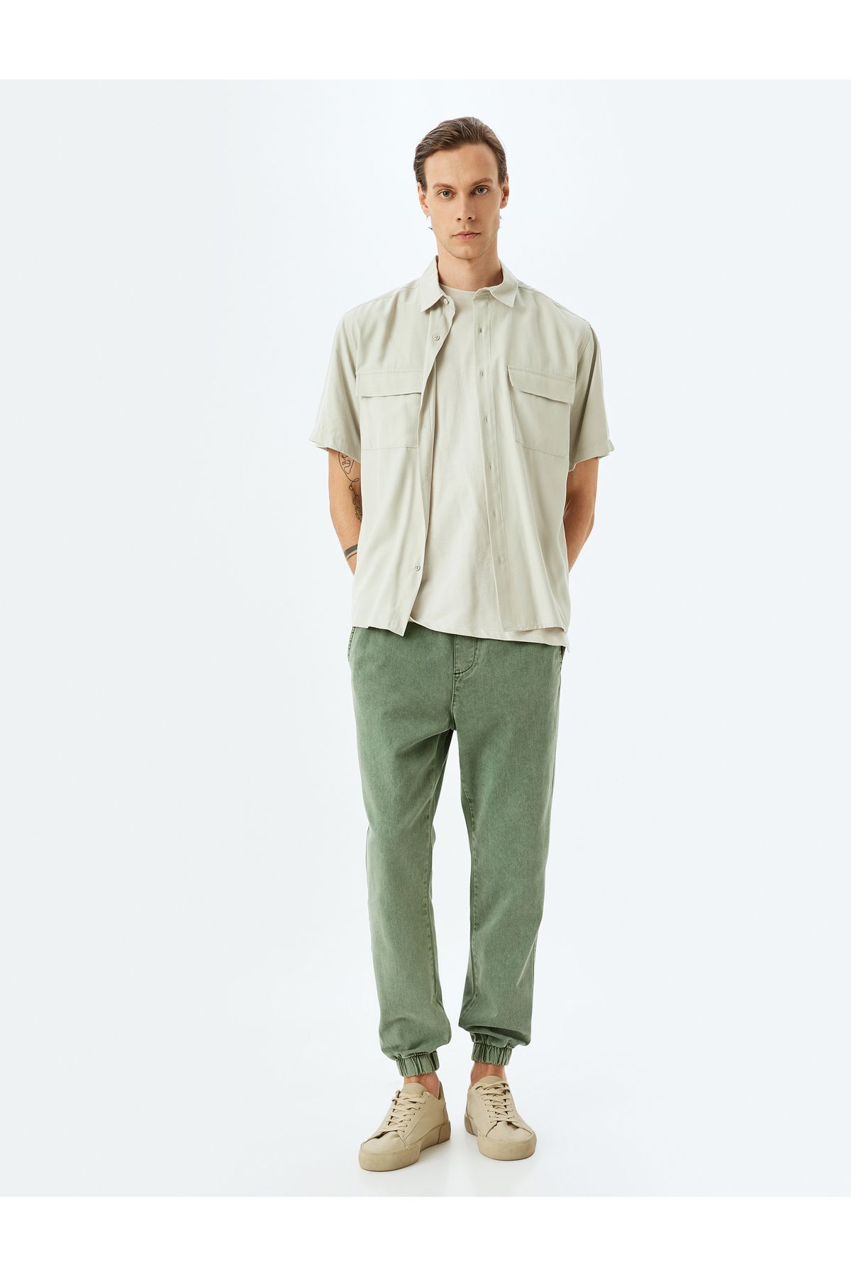 Koton Yeni Sezon Beli Bağcıklı Pamuklu Cepli Oversize Jogger Kot Pantolon