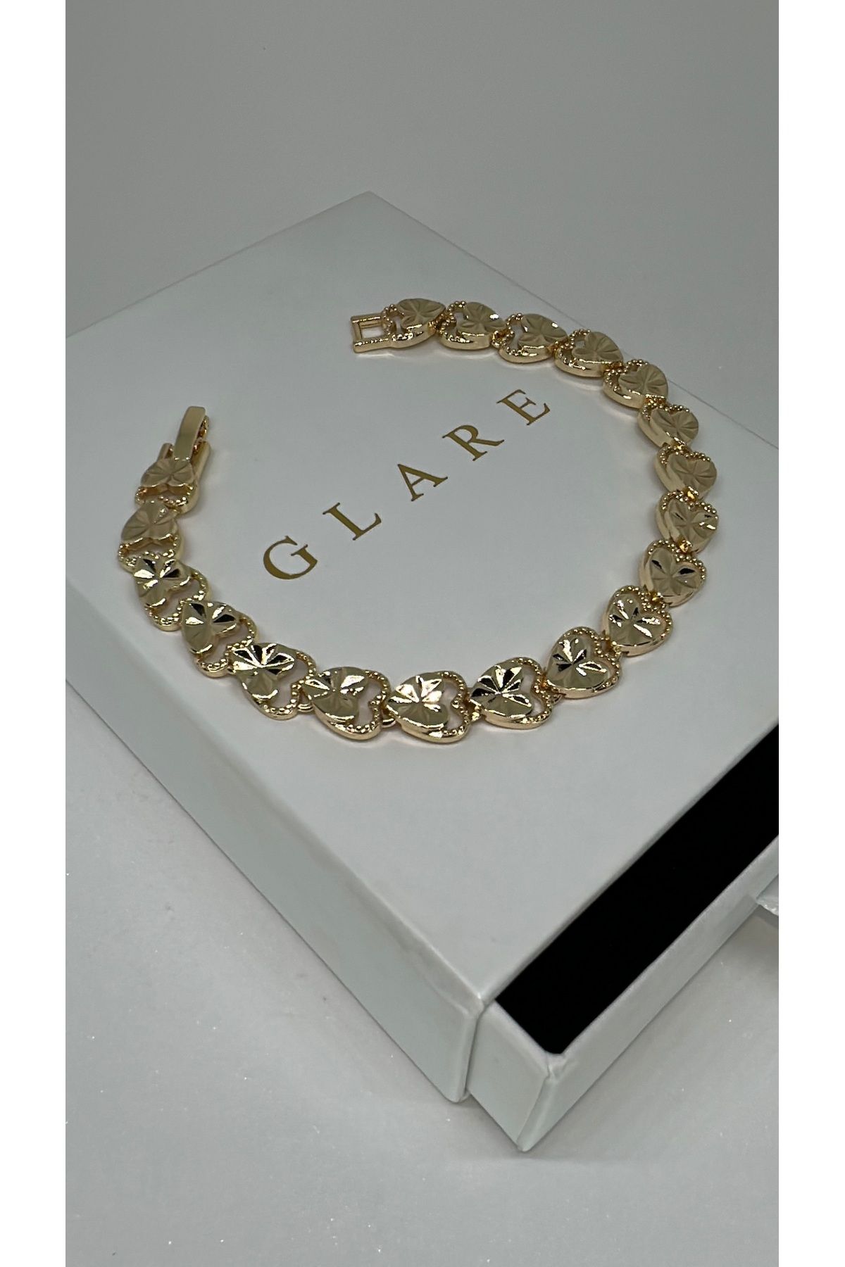 GLARE JEWELRY Tasarım Kalp Model Sıralı Zirkon Taşlı  Paslanmaz Çelik Bileklik