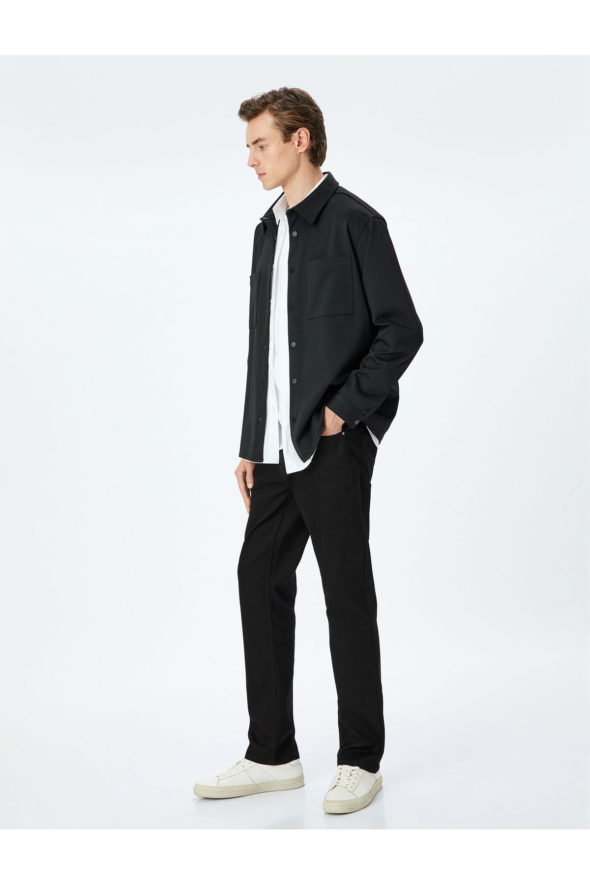 Koton Yeni Sezon Düğme Detaylı Straight Fit Kot Pantolon - Mark Jean