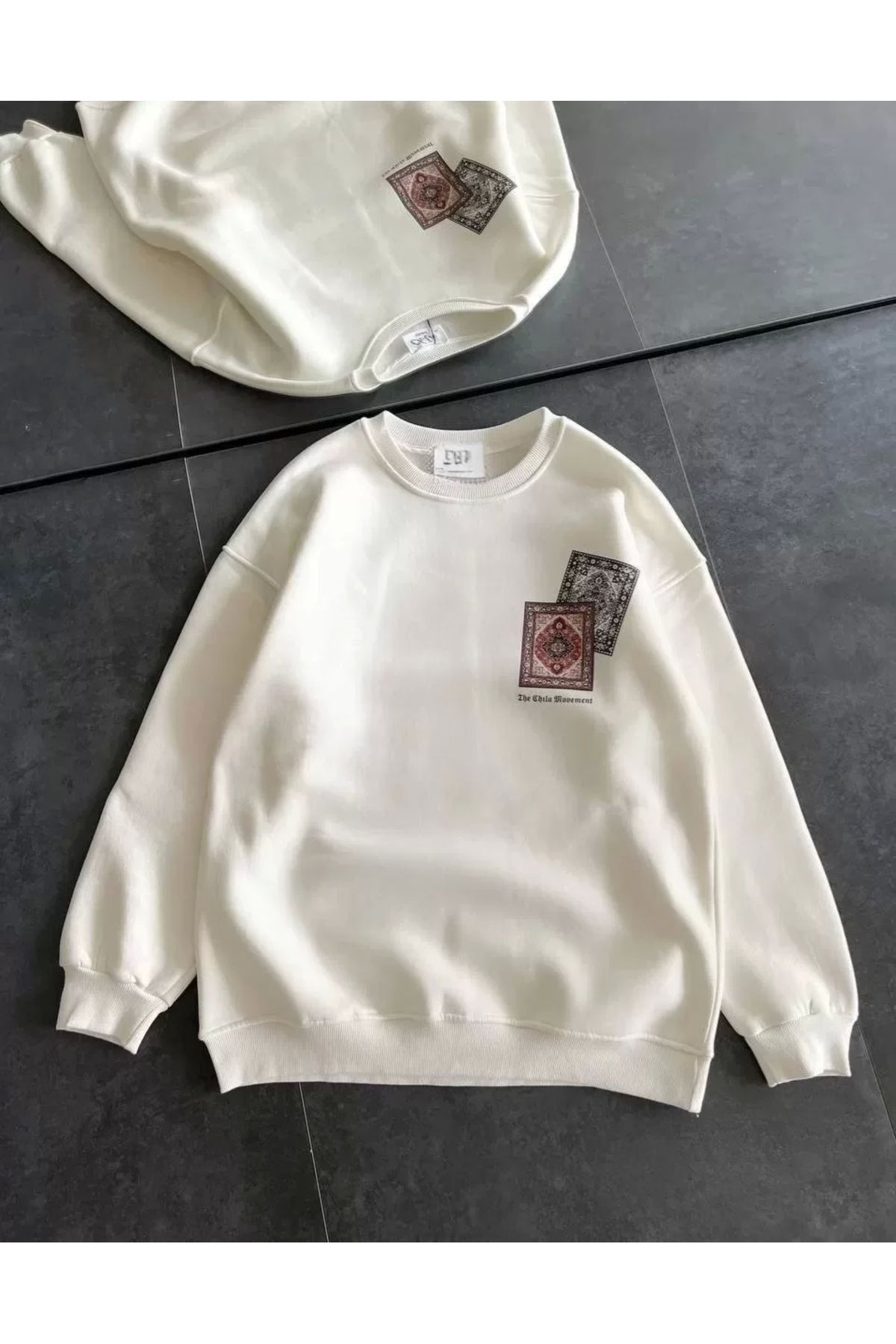 AE Stil Kadın Bisiklet Yaka Baskılı SweatShirt - Beyaz