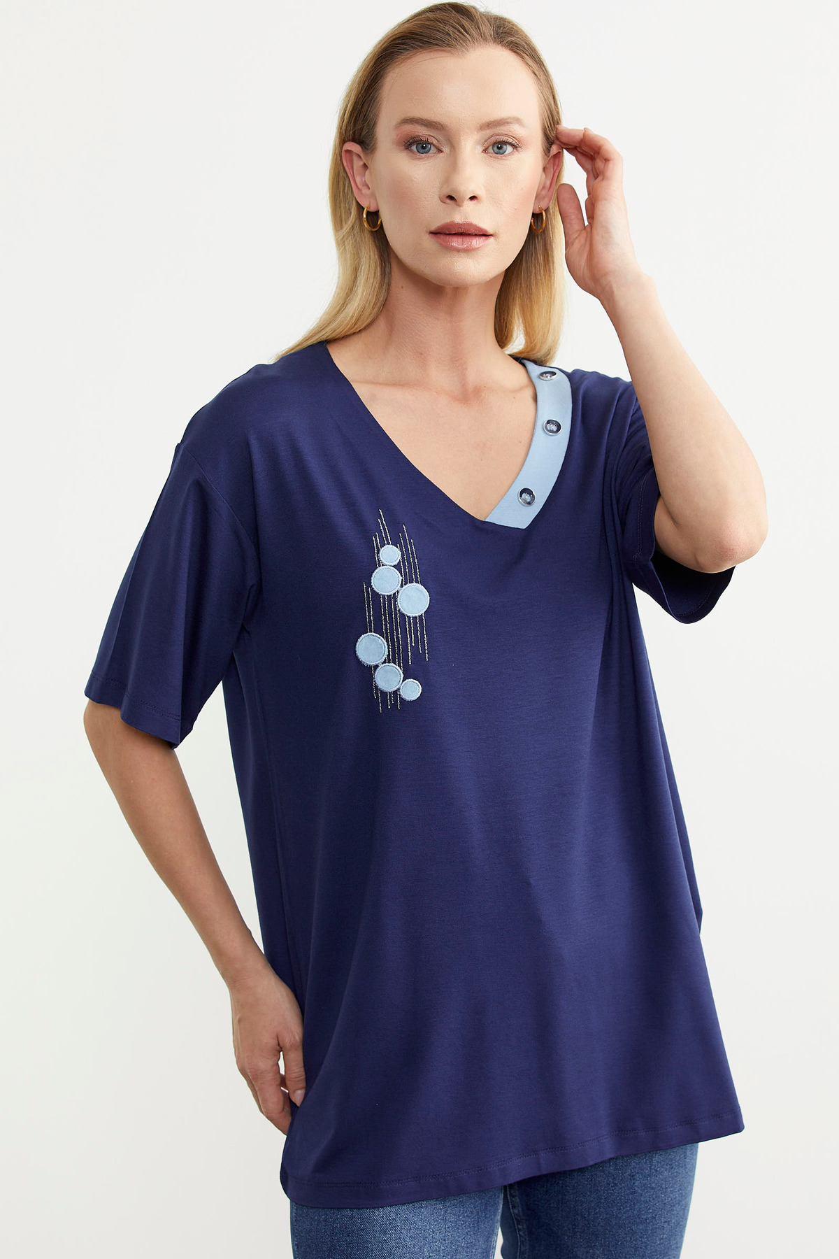 Sementa-Indigo Embroidered T-Shirt - Color Combination 5
