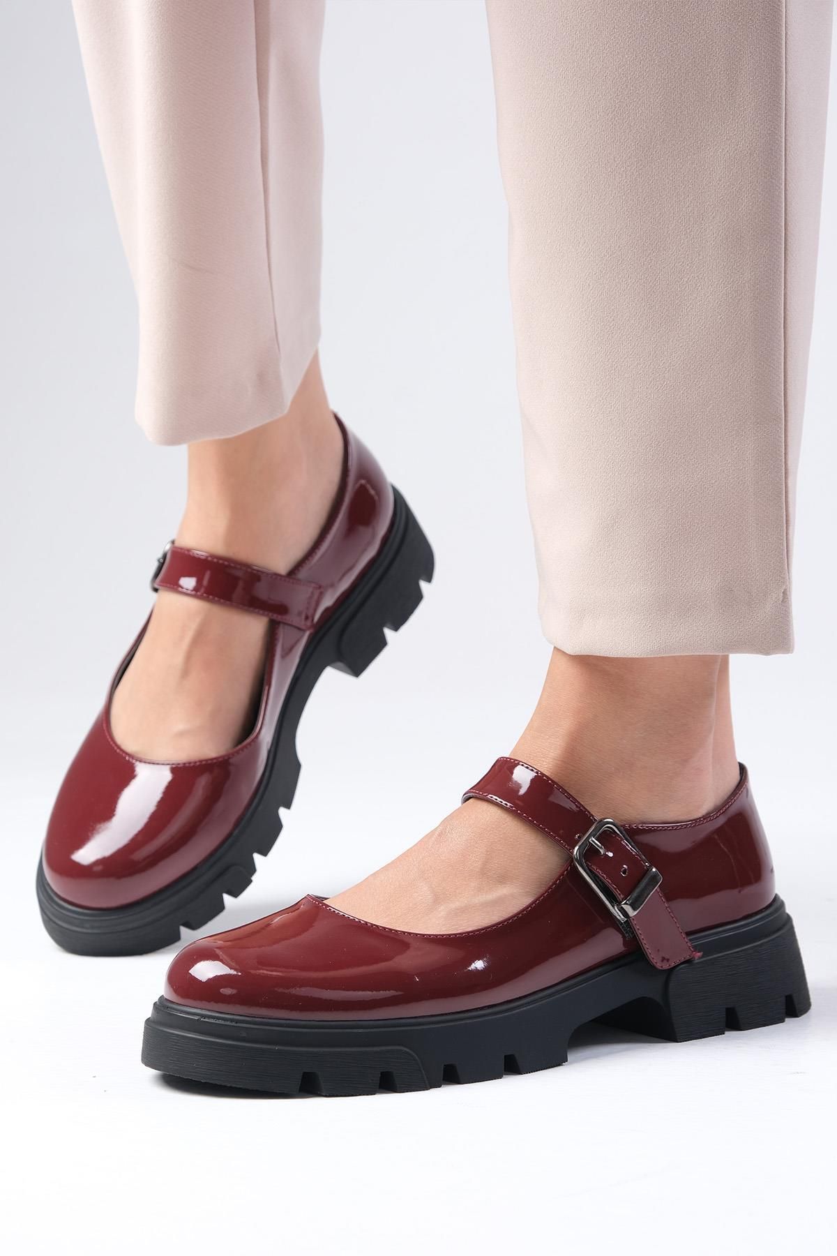 Mio Gusto-Γυναικεία Loafer Παπούτσια Μπαλαρίνας Cyntia Βουργουνδίας Χρώμα λουστρίνι με χοντρή σόλα 4