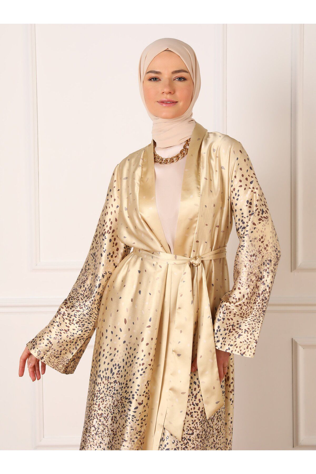 Refka-Beige Satin Set - Gradient Points and Patterned Refka 2