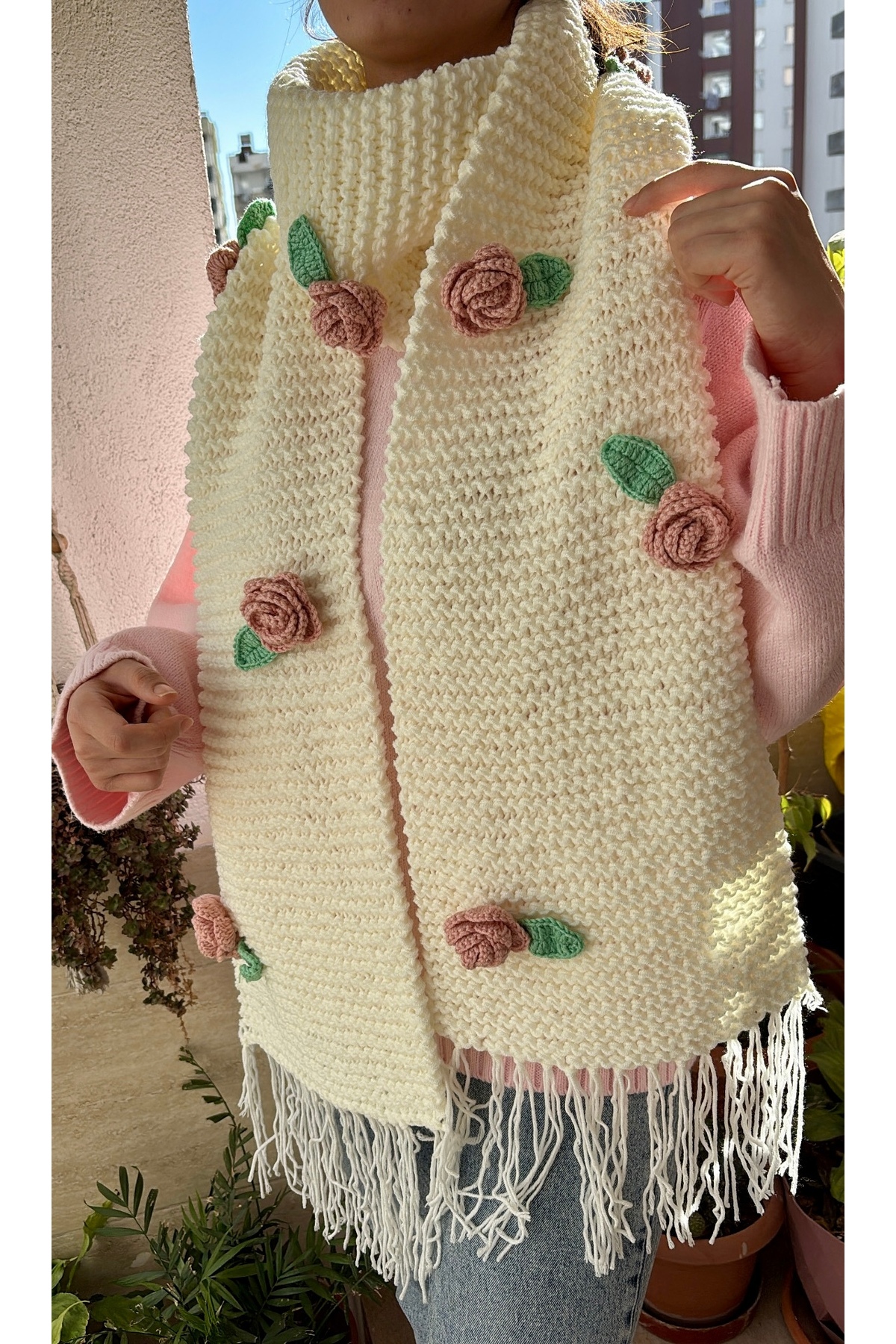Hobihanem Tuhafiye Çiçek Desenli El Örgüsü Atkı görsel 2