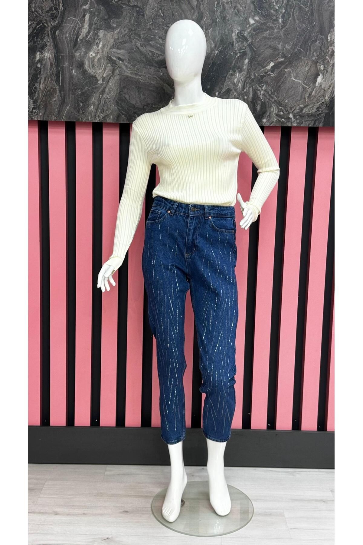 MODA MATMAZEL Taşlı Mom Jean