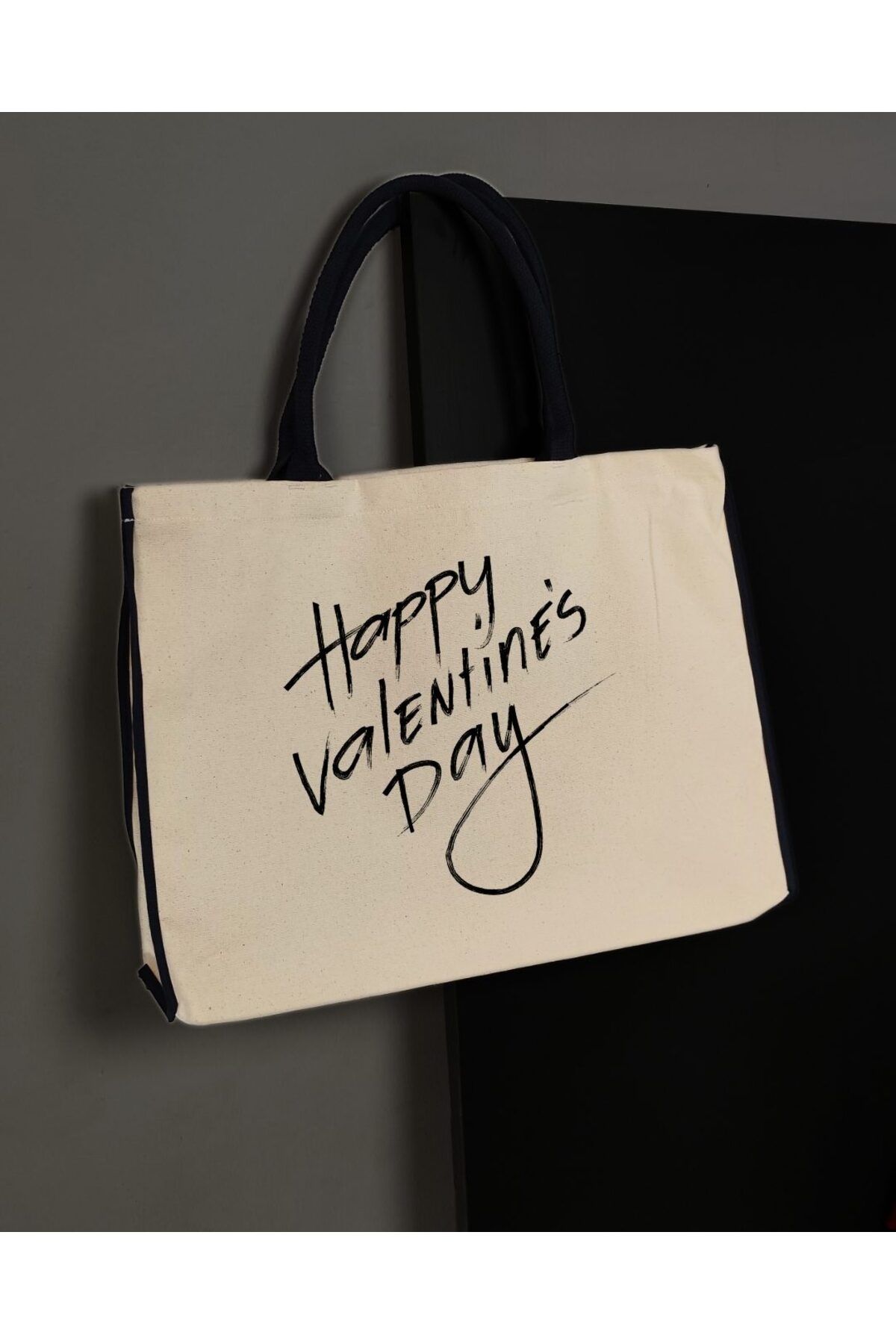 VİP ZERON HOME FASHIONS Minimal ve Şık: "Happy Valentine's Day" Tasarımlı Bez Çanta