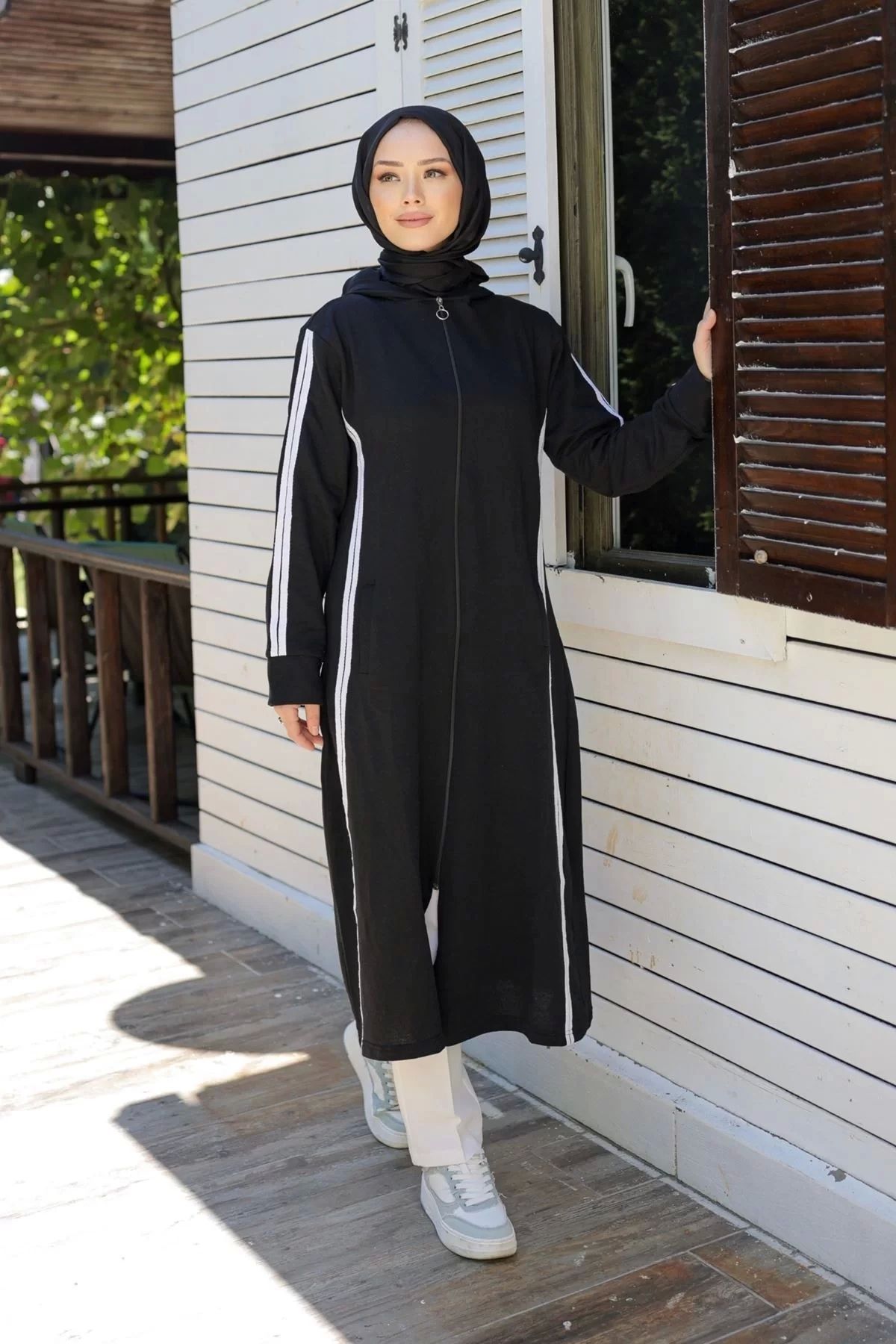 Butik Şeritli Ferace Siyah - 20343.1778.