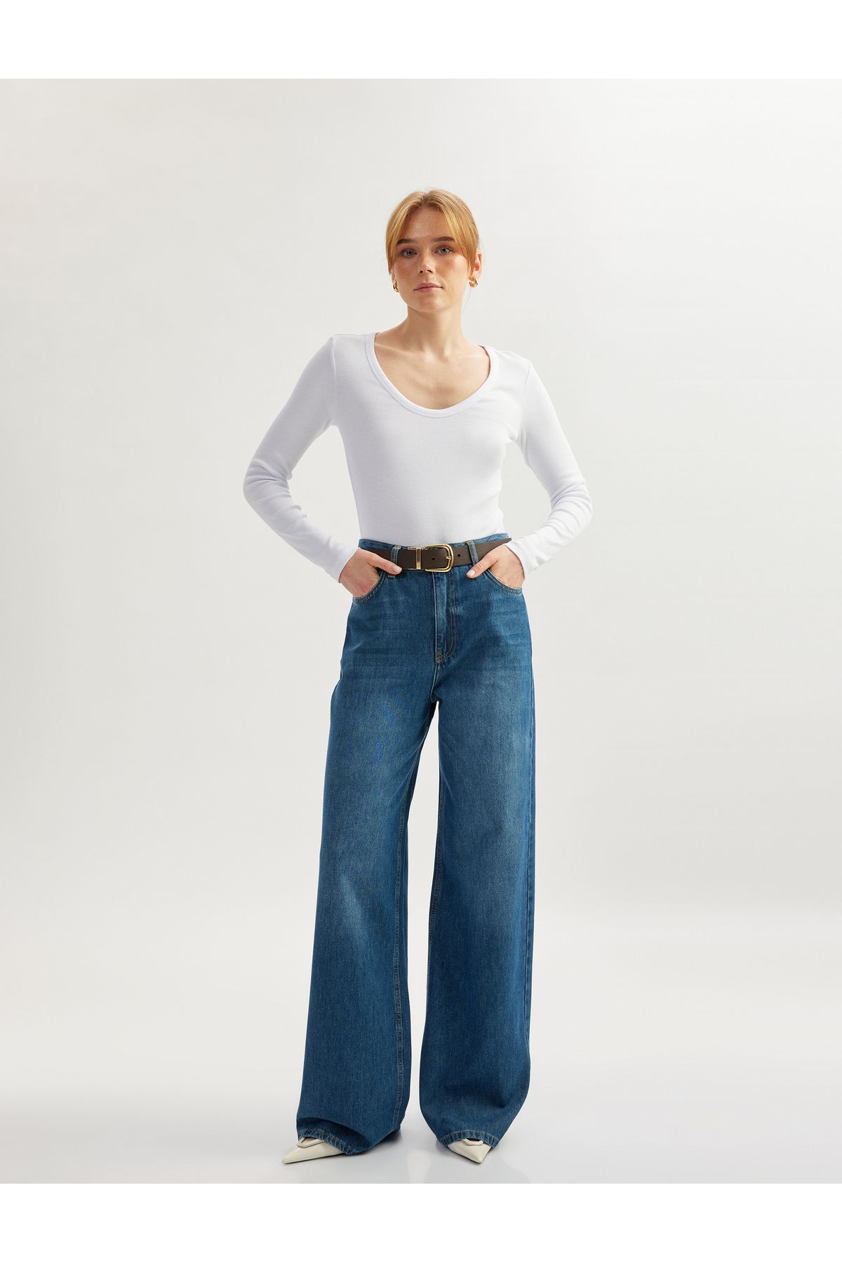 Koton KT - Yüksek Bel Düğmeli Geniş Paça Cepli Kot Pantolon - Wide Leg Jeans