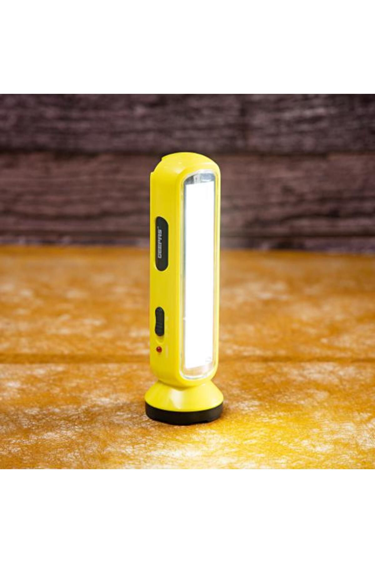 Geepas-مصباح طوارئ قابل لإعادة الشحن 2 في 1 مع مصباح LED - 16 مصباح LED عالي الطاقة ومضيء للغاية 2