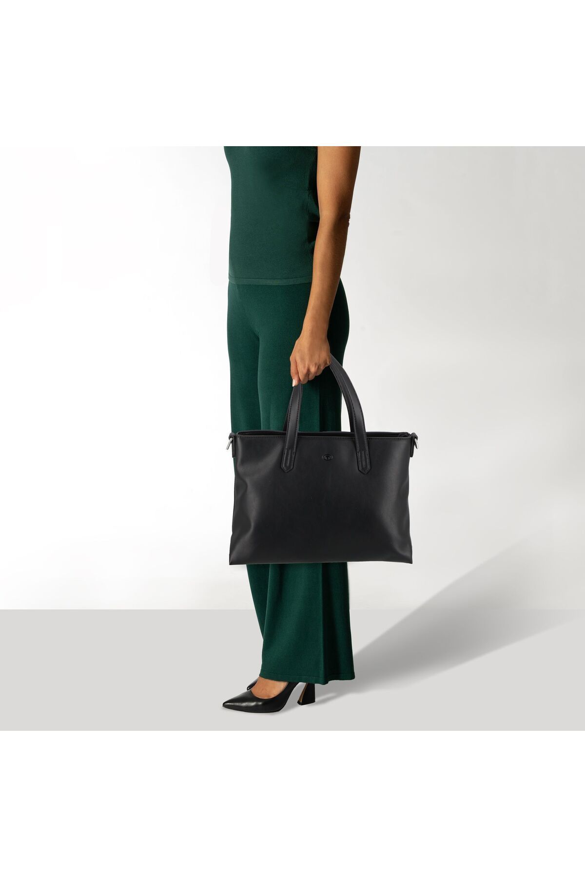 Tom Tailor-Poppy Handbag 30 cm 7