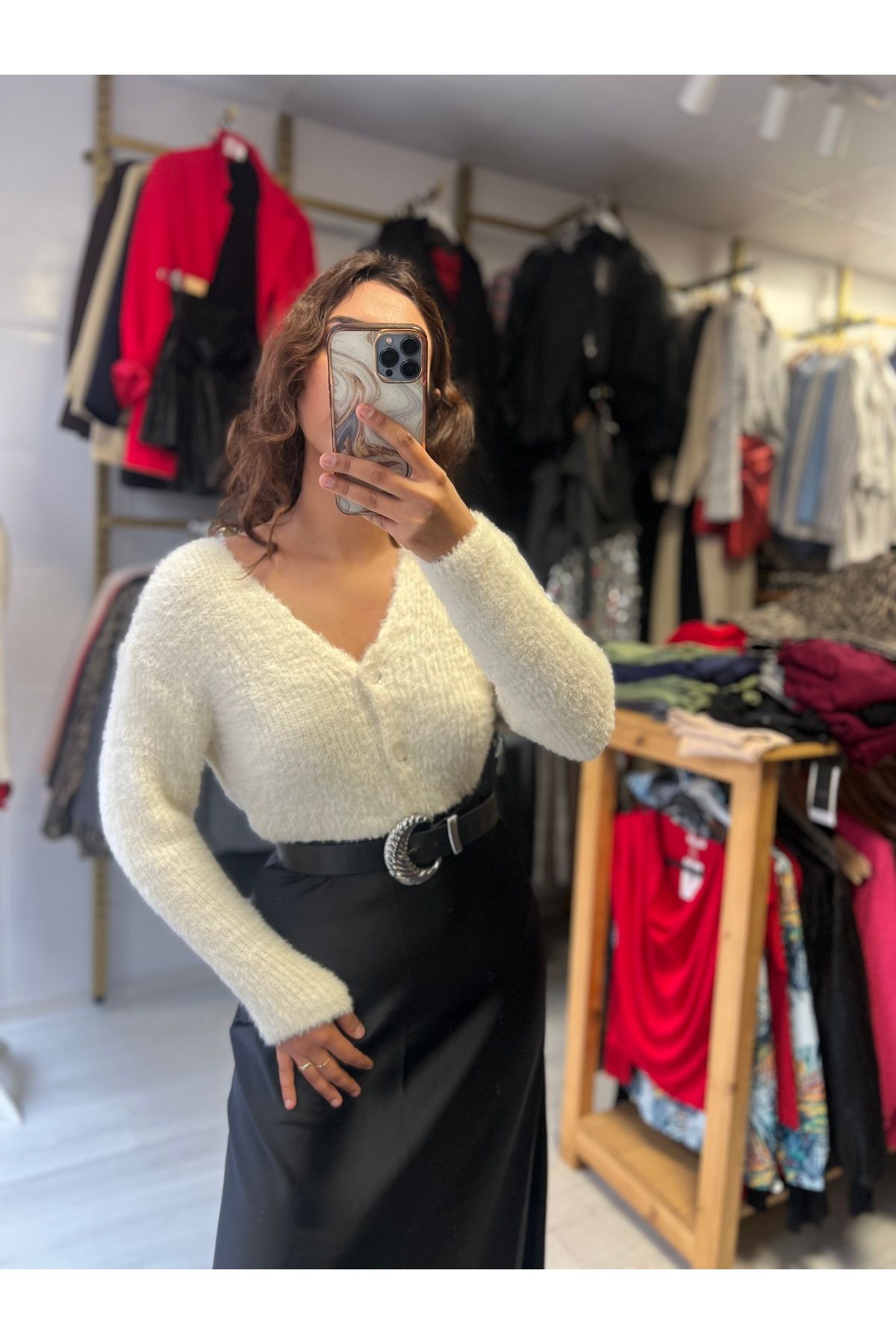 Butik Crop örme hırka