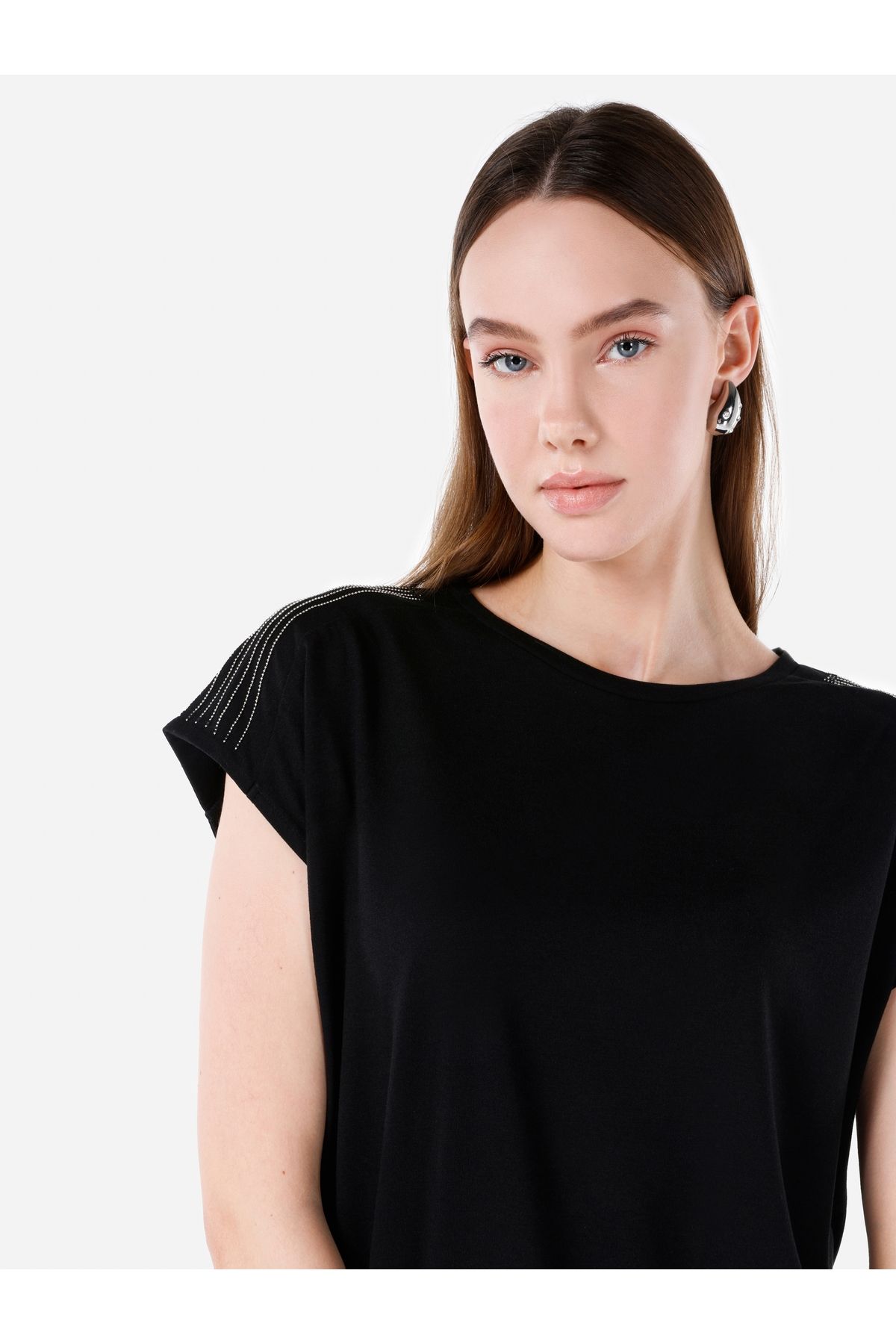 Colin's-Tricou negru de damă - decolteu, croială obișnuită, mânecă scurtă Cl 1067289 4