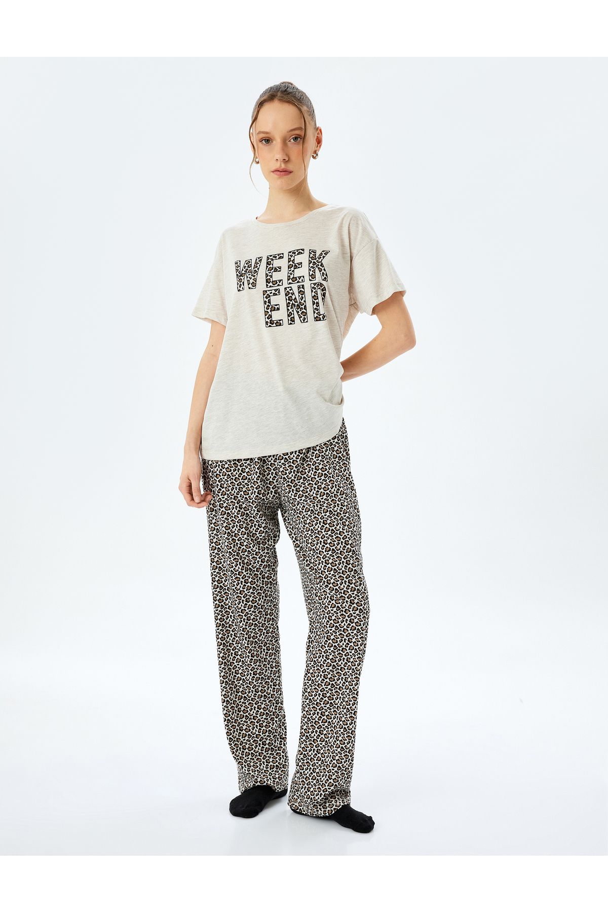 Koton Yeni Sezon Leopar Desenli Baskılı Kısa Kollu Pijama Takımı
