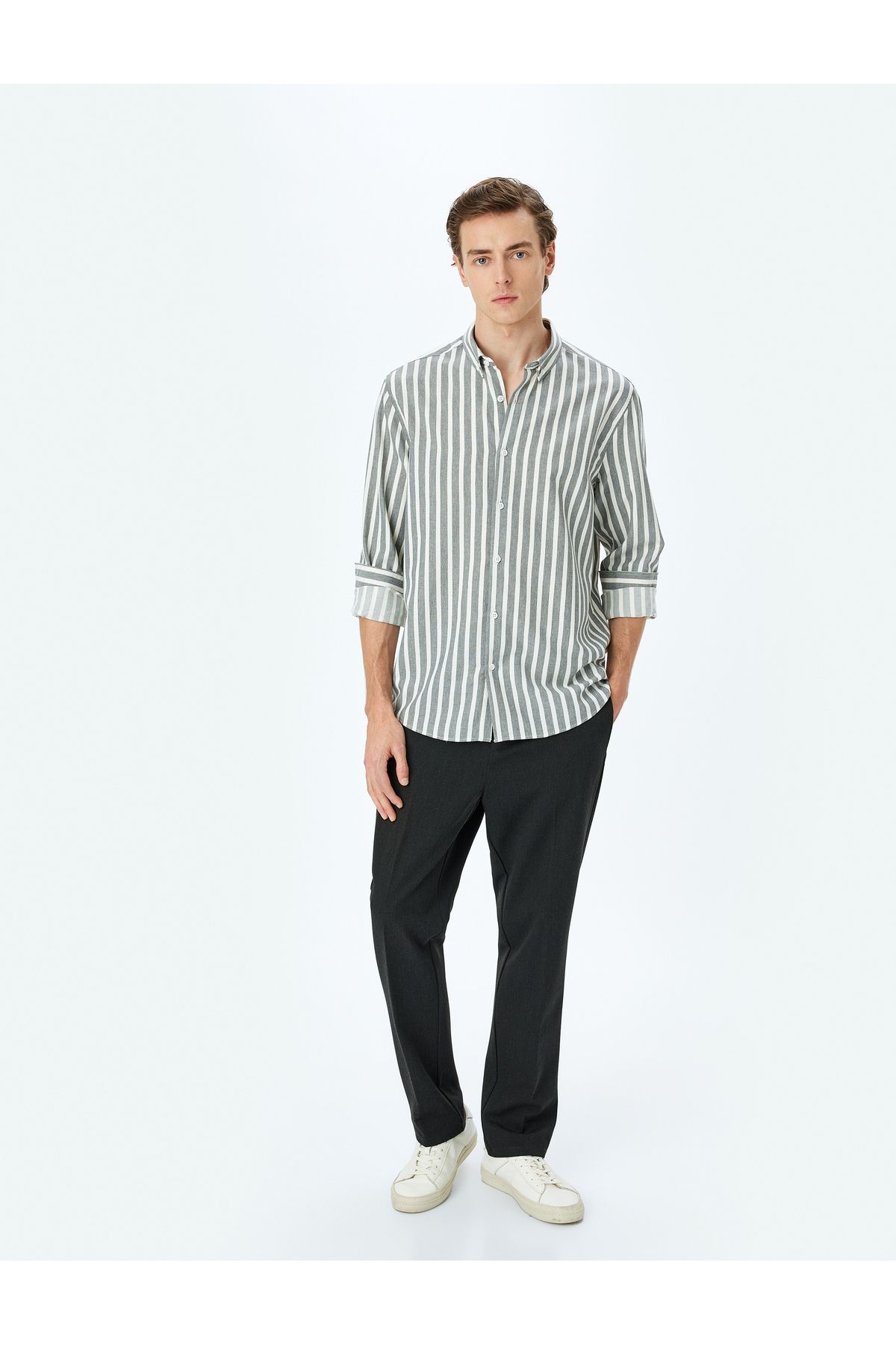 Koton Yeni Sezon Çizgili Uzun Kollu Düğmeli Yaka Slim Fit Gömlek