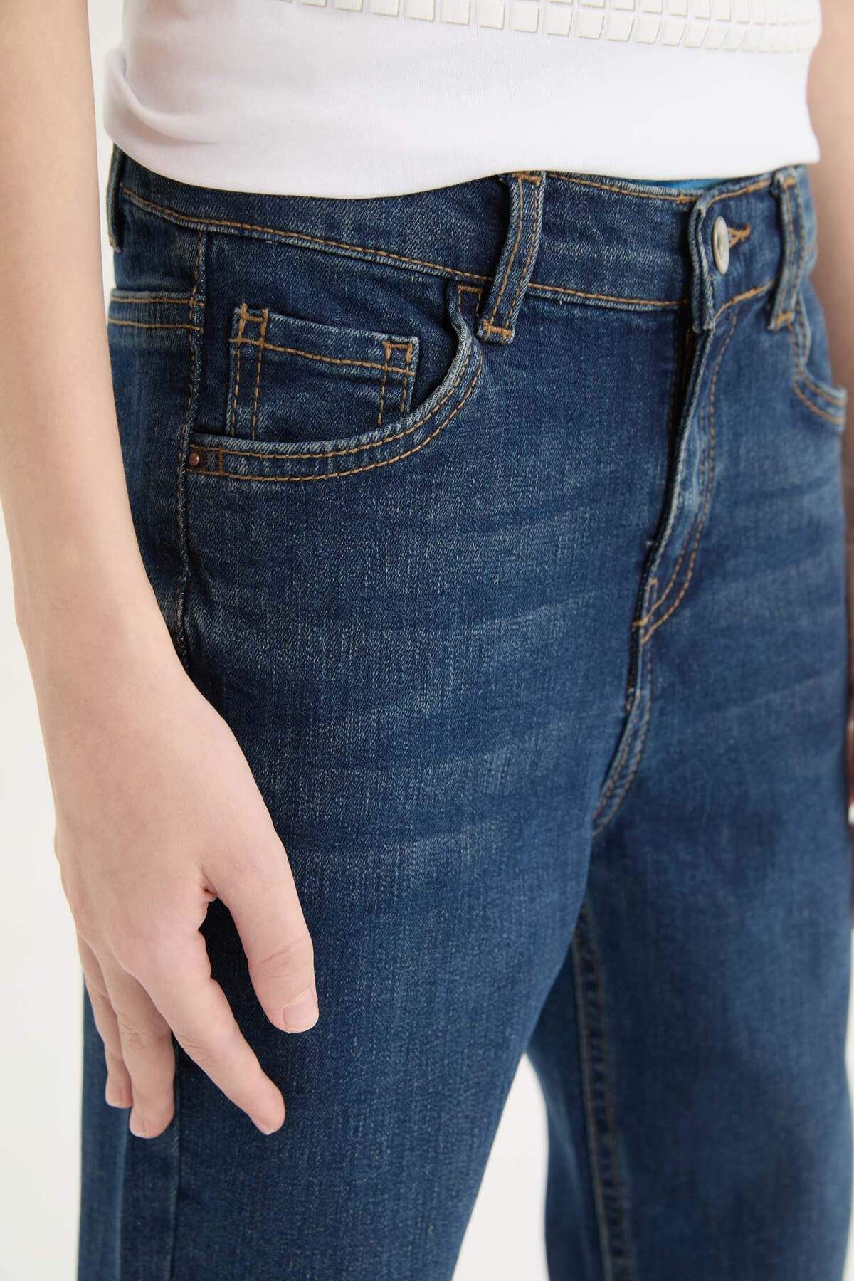 شلوار جین آبی پسرانه و بچگانه BOY JEAN NM28 MID Defacto