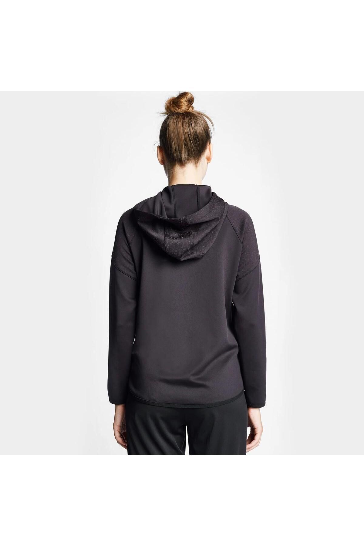 Lescon-24b-2001 Model Hooded and Zippered Running Top 4