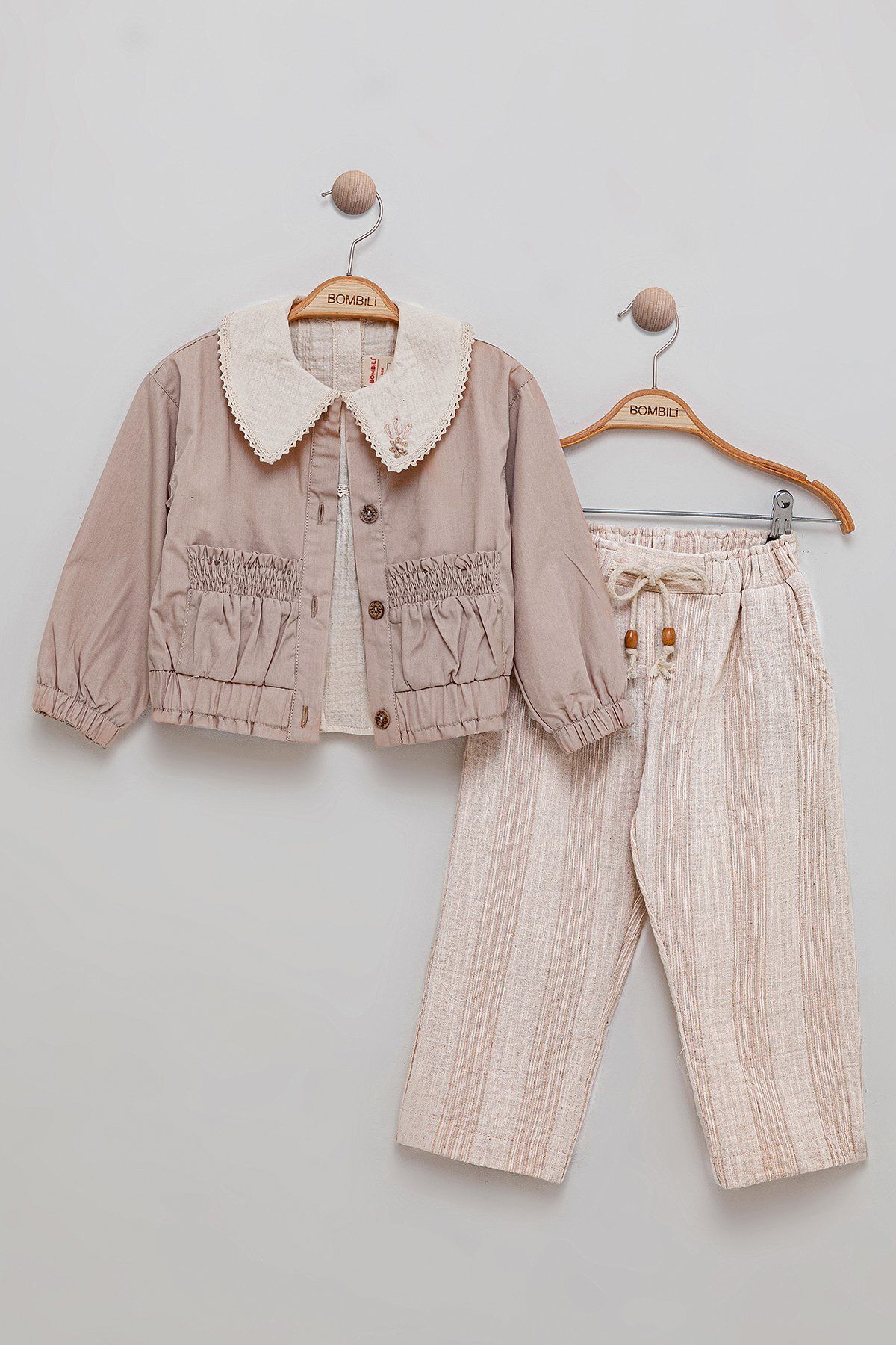 Bombili-Floral Embroidery Lace Collar Jacket and Elastic Waist Pants 3-Piece Baby Girl Set 1