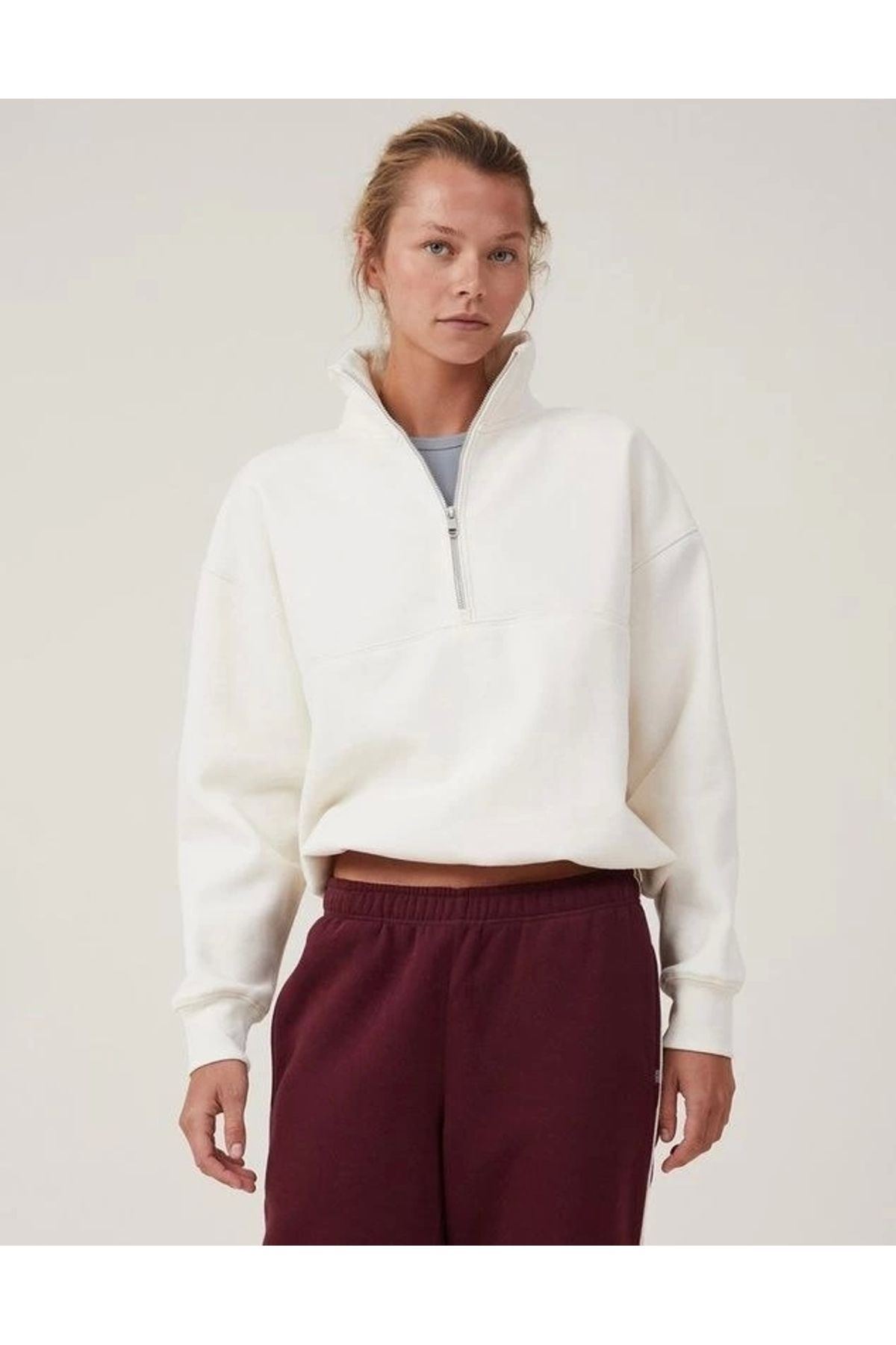 Kelepire Düştü Oversize Yarım Farmuarlı Yakalı Basic SweatShirt - Beyaz