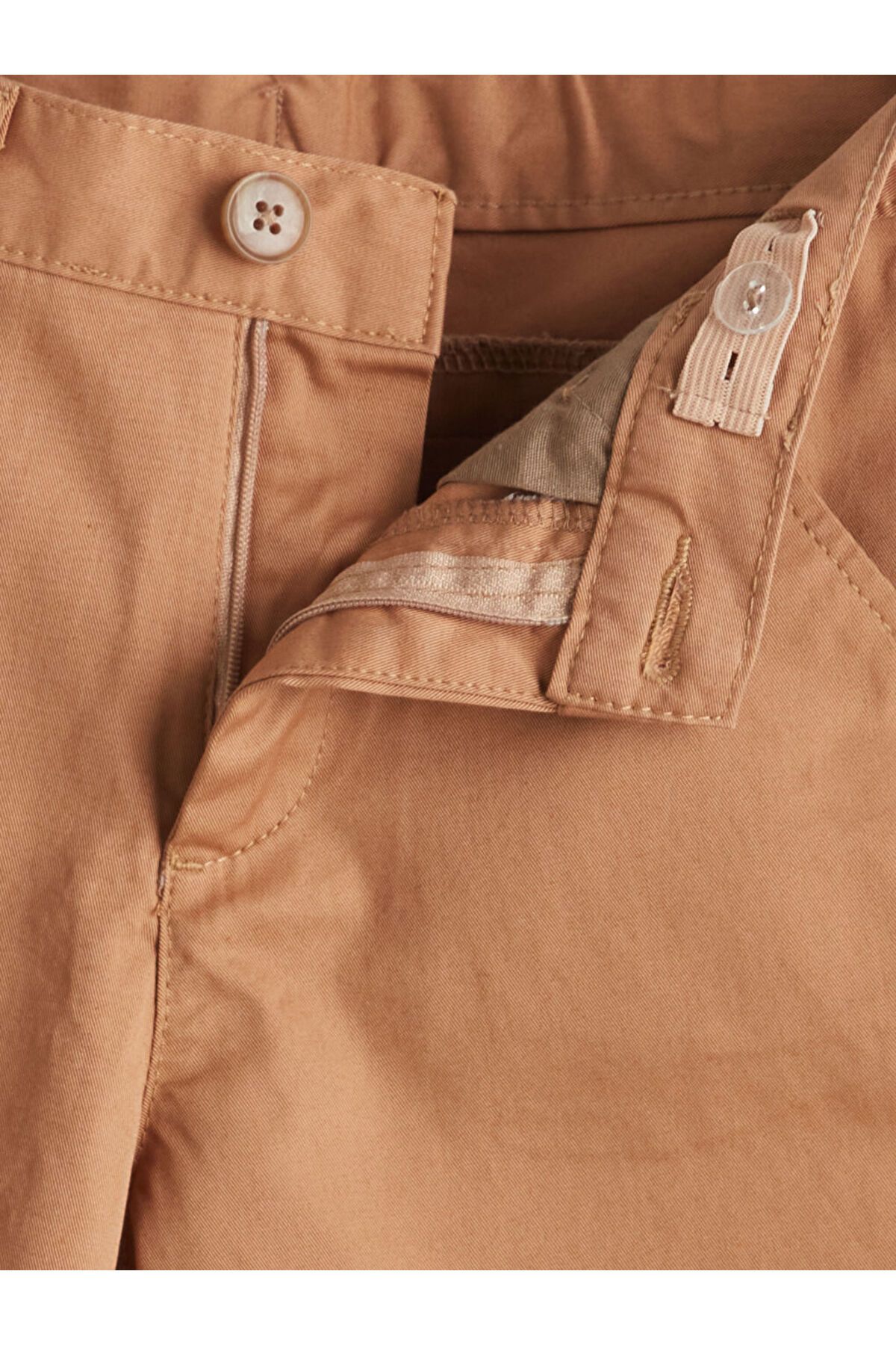 LC Waikiki-Lcw Eco Beige Boys' Shorts with Adjustable Elastic Waist 2