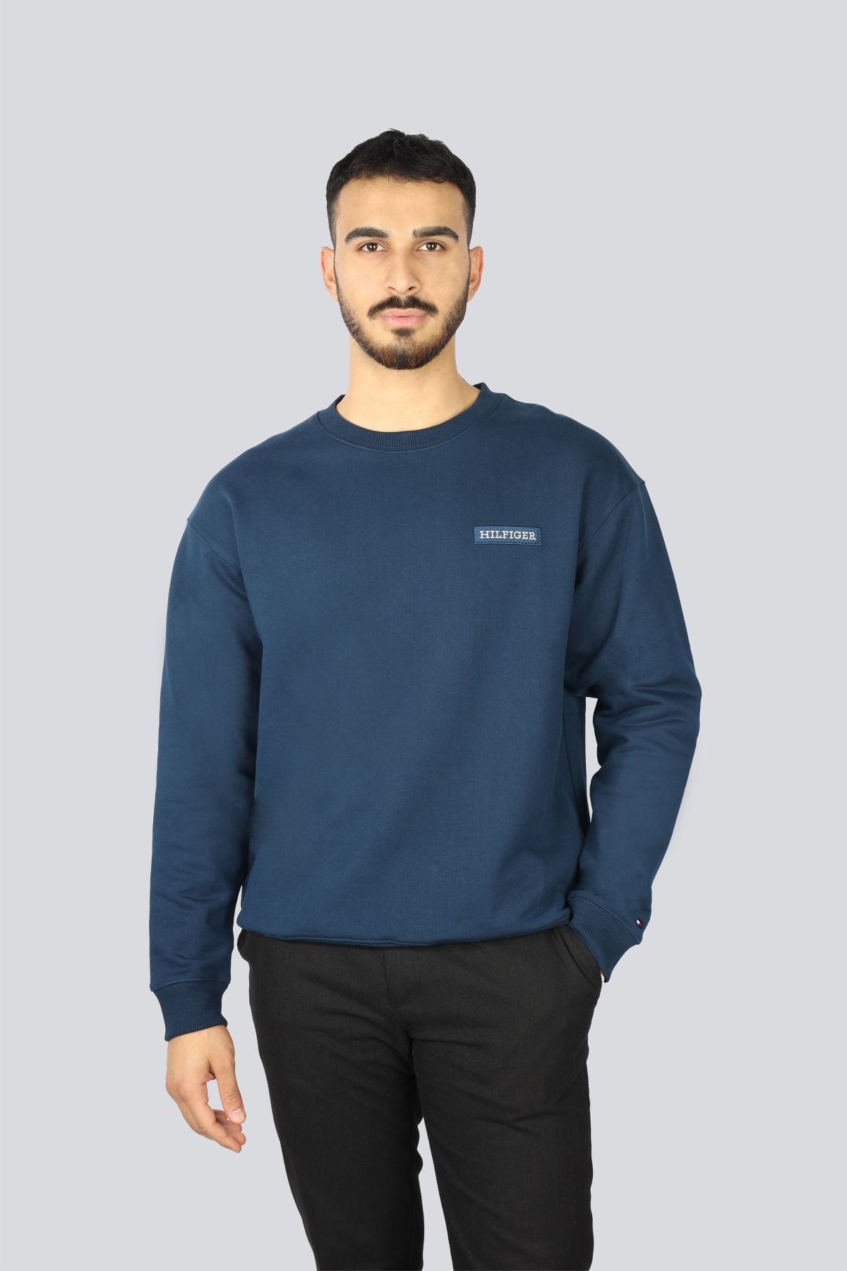 Tommy Hilfiger Erkek Regular Fit Fermuar Kapamalı Kolunda Cep Detaylı Lacivert Sweatshirt MW0MW37857-DAF