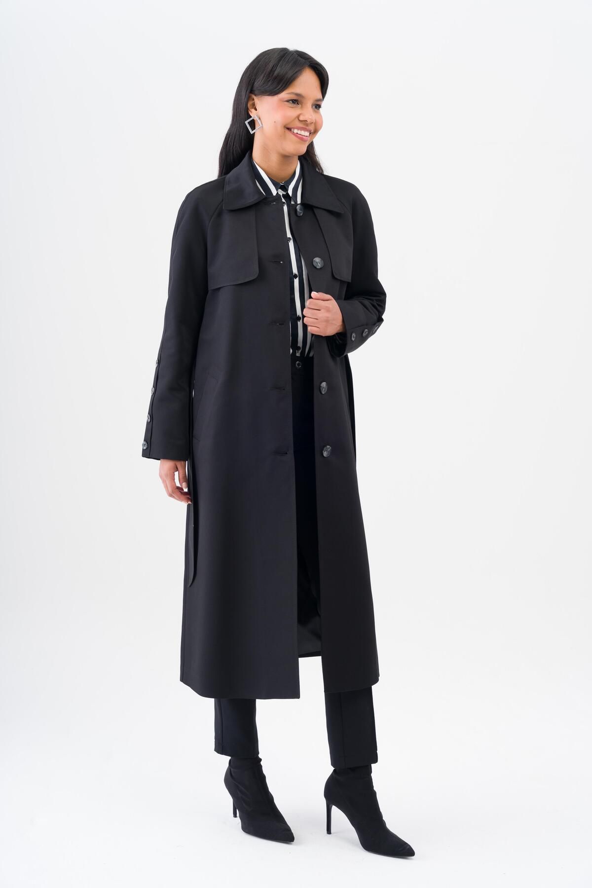 Olcay-Shirt Collar Cloak Detailed Raglan Sleeve Water Repellent Feature Lined Intermediate Length Trench Coat BLACK 6530 4