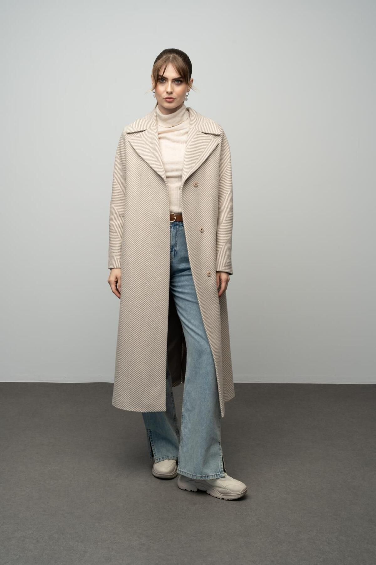 complete the look image