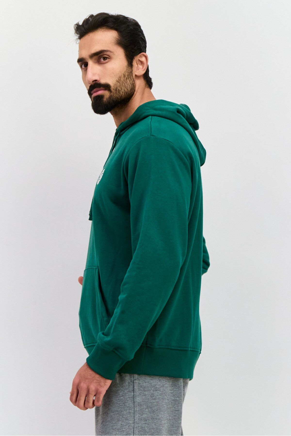 New Balance-Men Relaxed Fit Long Sleeve Outdoor Hooded Sweatshirt, Green 2