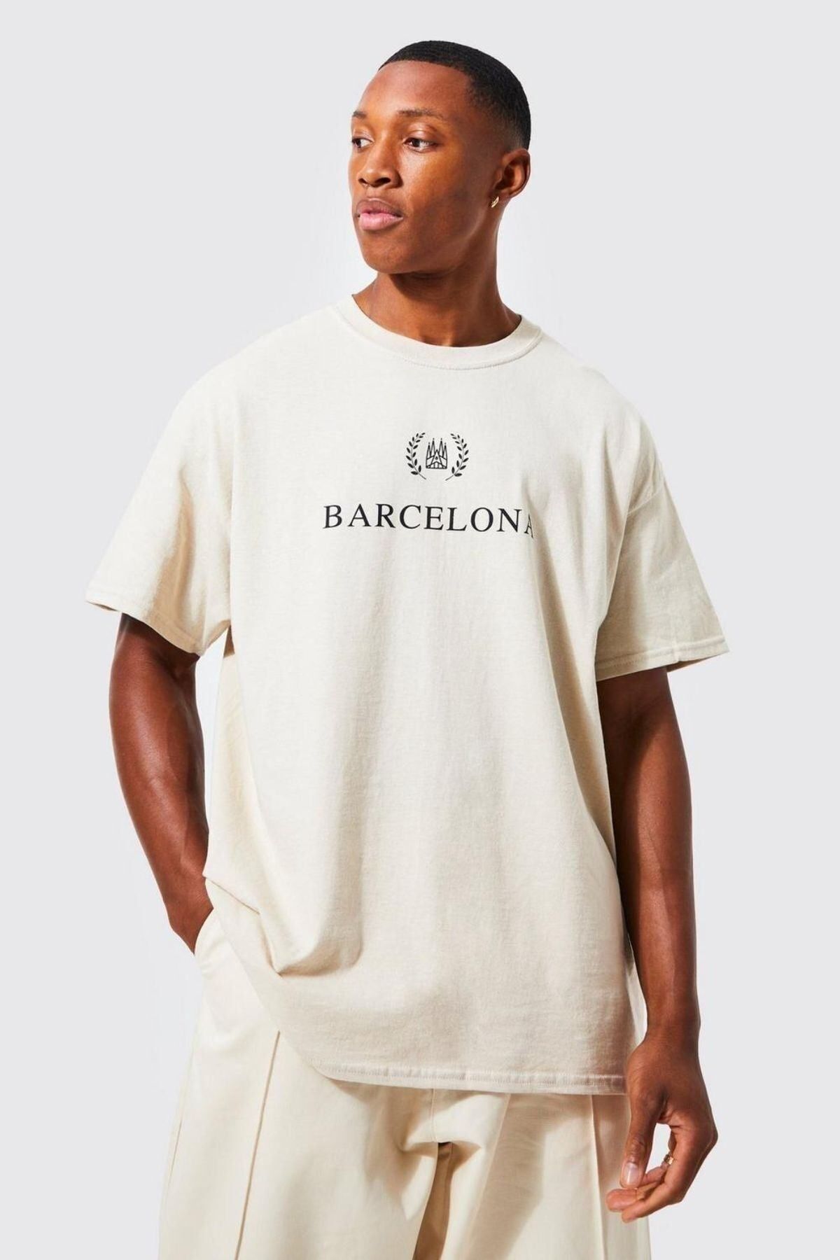 GIANTSTORE Unisex Bej Barcelona Baskılı Oversize Tshirt