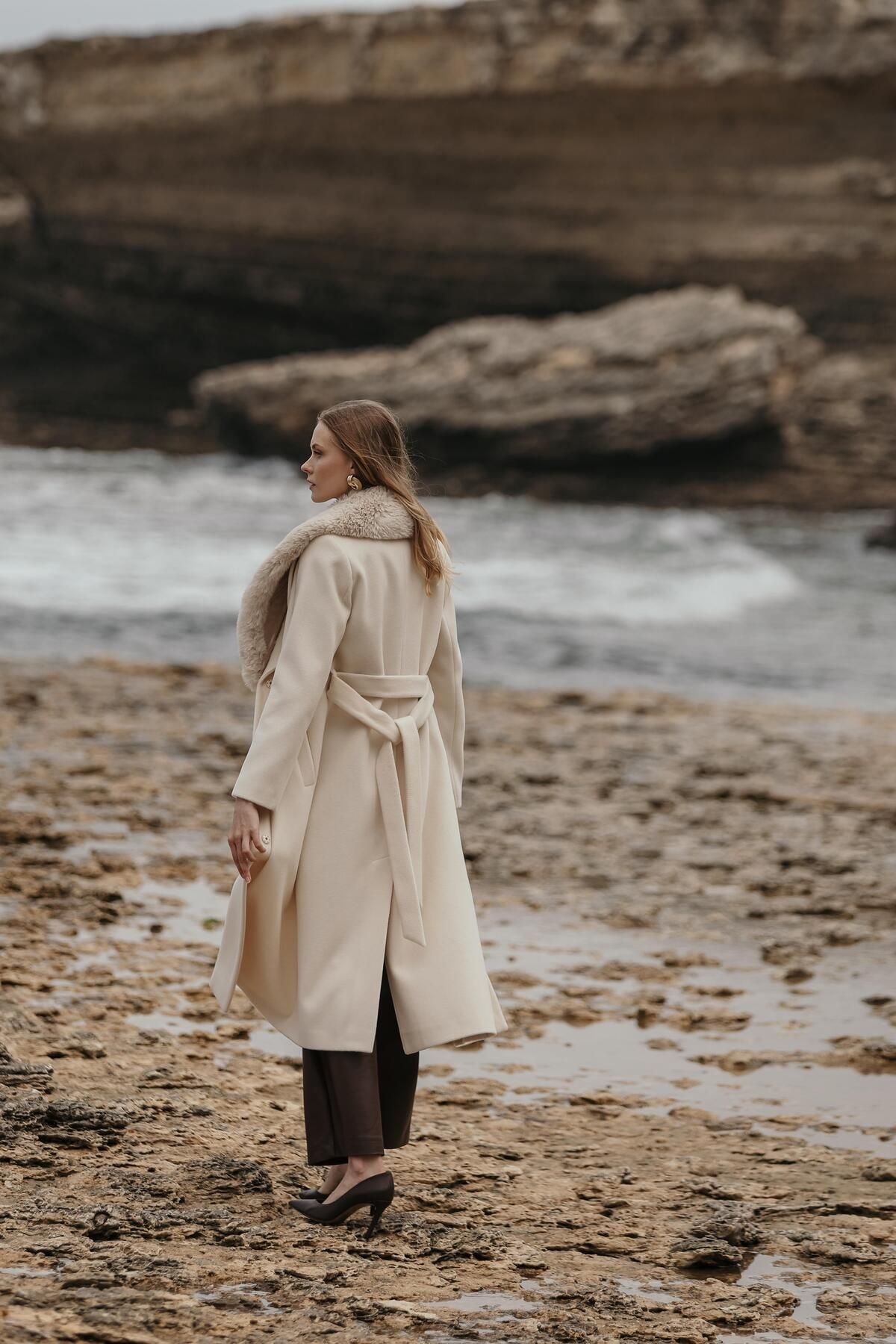 Olcay-Intermediate Size Ecru 3066 - SheepsKin Coat with Removable Collar and Snap Closure 7
