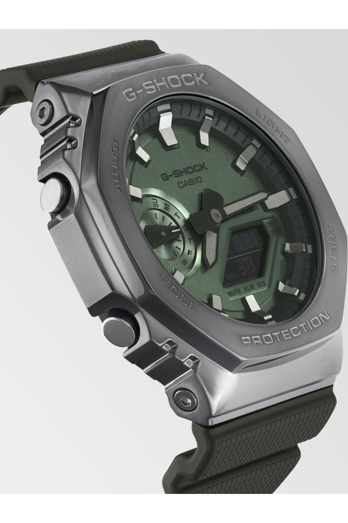 Casio-GM-2100B-3AER G-Shock Men`s 44mm 20ATM 3