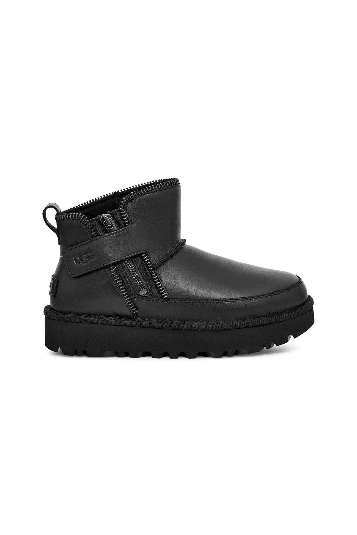 UGG W CLASSIC MINI MOTO BOOT BLACK (SIYAH) 1164690