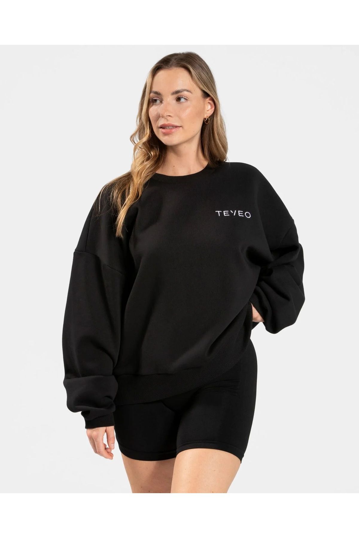 VibeGaia Kadın Oversize Bisiklet Yaka Pamuklu Sweatshirt