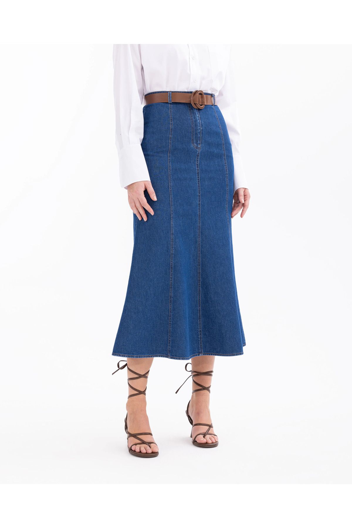 SCL-Buttoned Denim Skirt with Stitching Detail 4