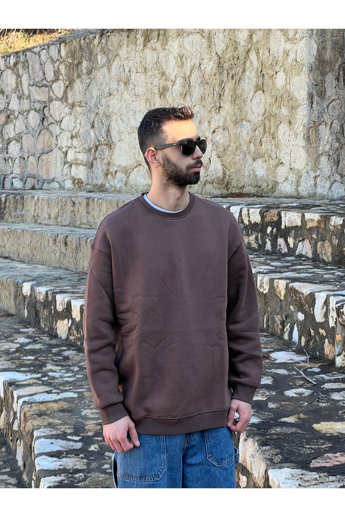 Pyramit Store Basic Sweatshirt