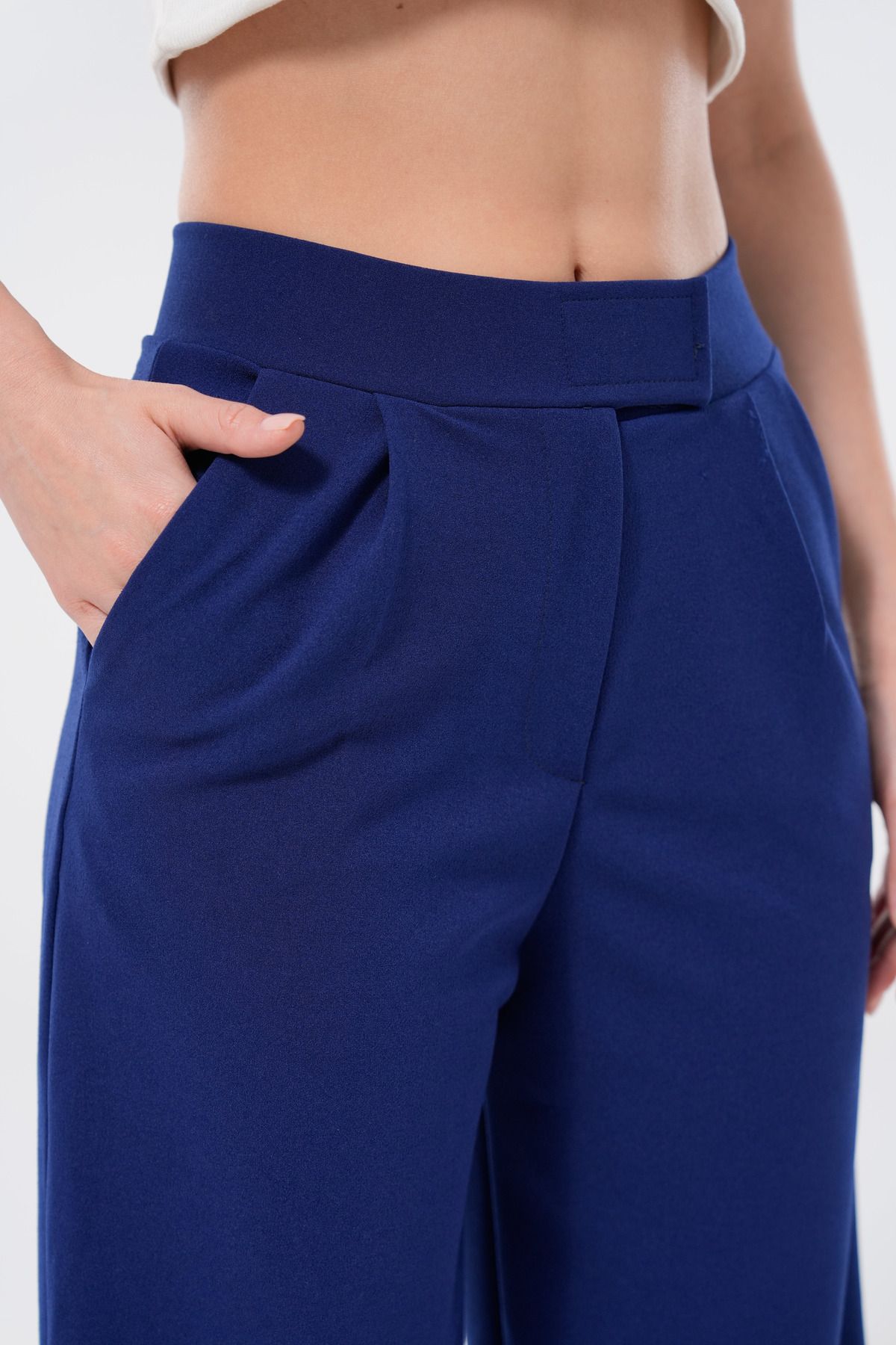 vuvutasarım-Țesătură creponată Închidere cu velcro Buzunare late pentru picioare Pantaloni de damă bleumarin 001 3