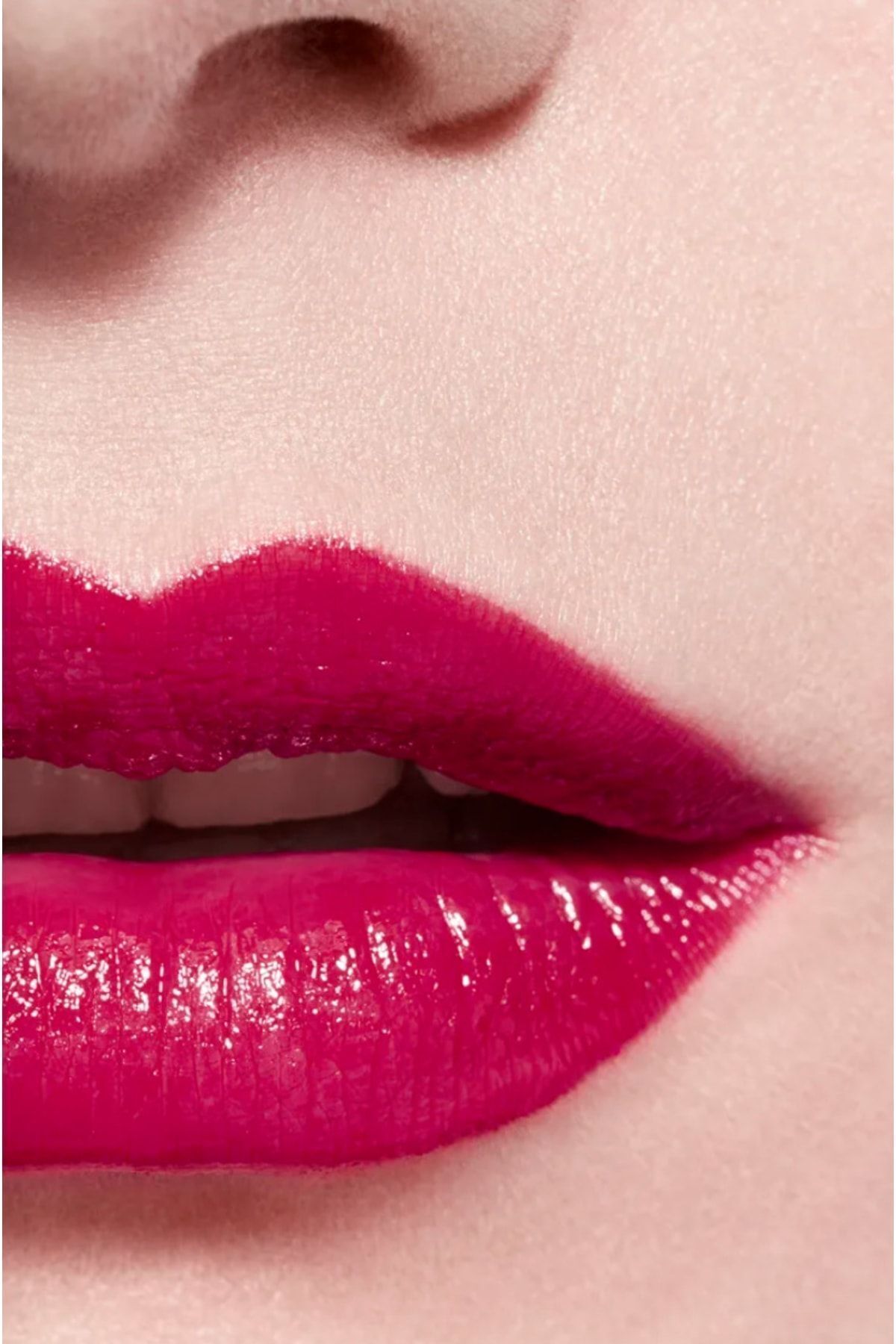 Chanel-Waterproof Satin Lipstick for Instantly Effective Lips with Natural Ingredients-452 Emilienne 4