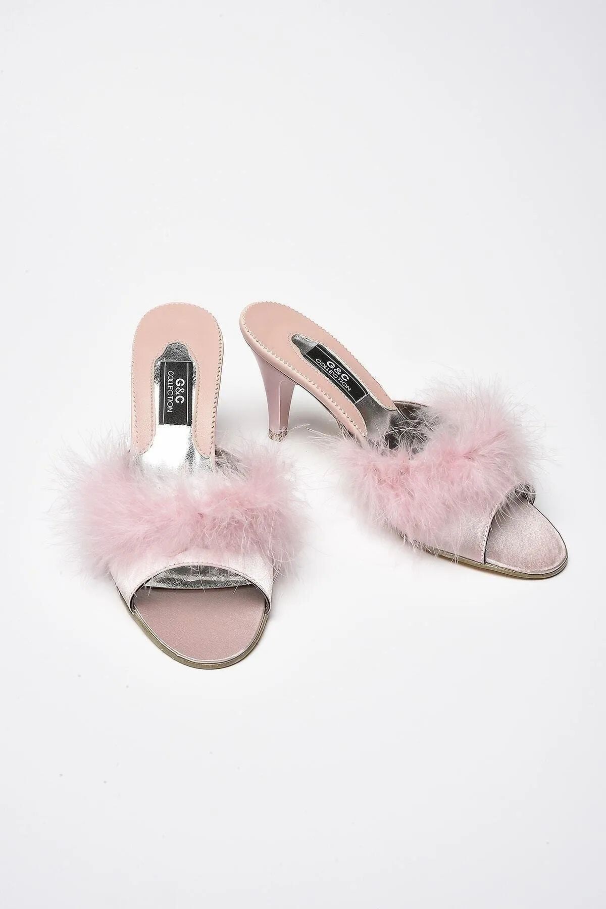 GC-Slippers 155 Women's Furry Front Heeled House Slippers-powder 1