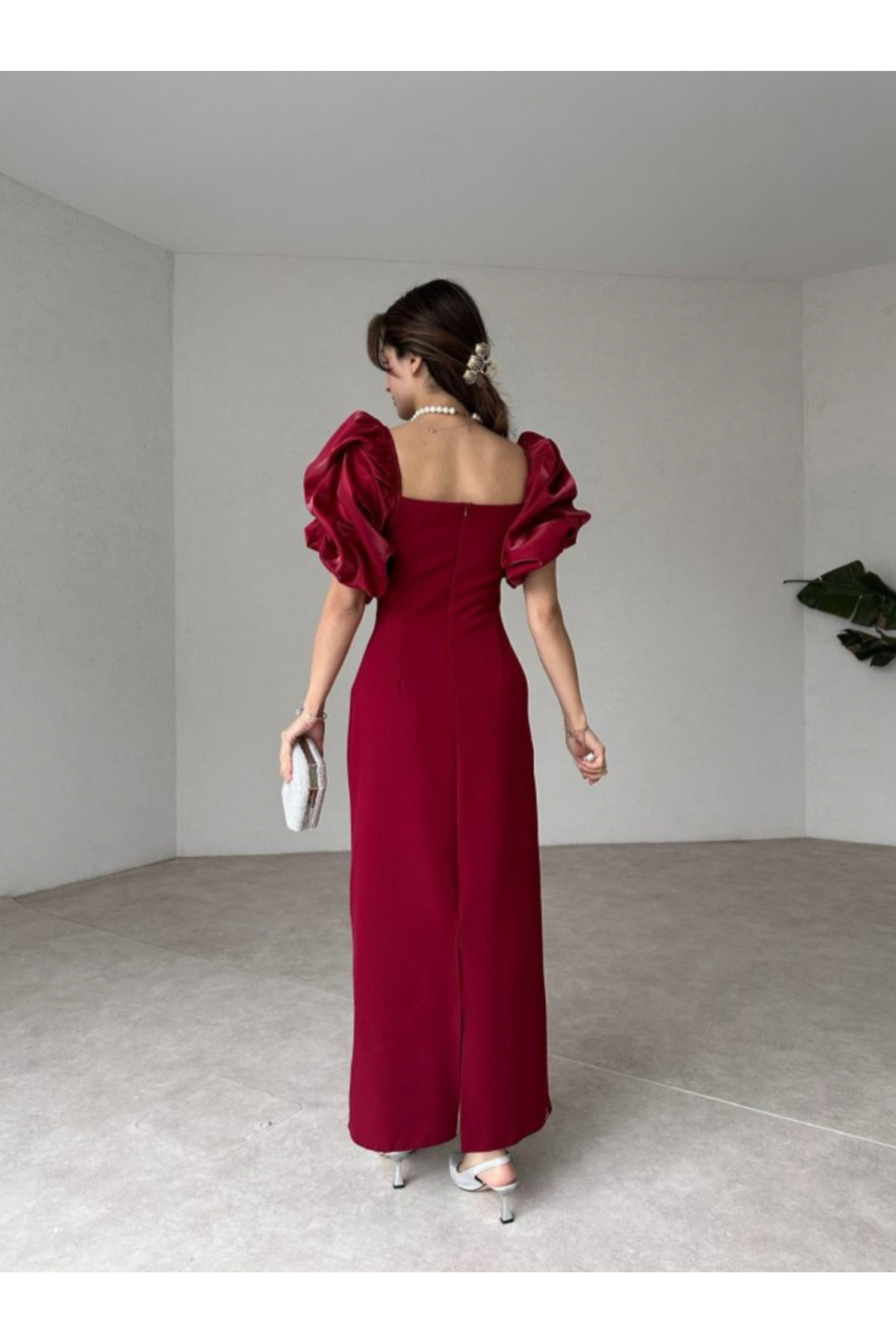 Butik Aura Mou Bordo Prenses Saten Kol İnci Detaylı Elbise görsel 4