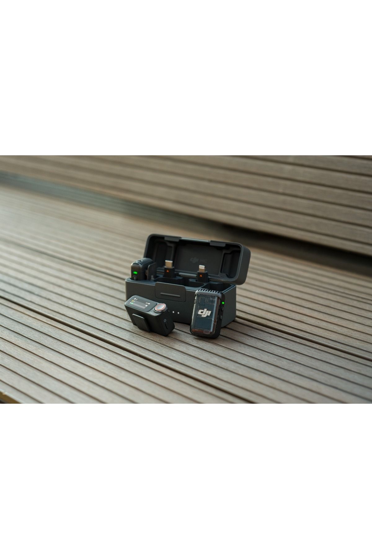 DJI-MIC 2 - Wireless Two Person Lavalier MICrophone 2